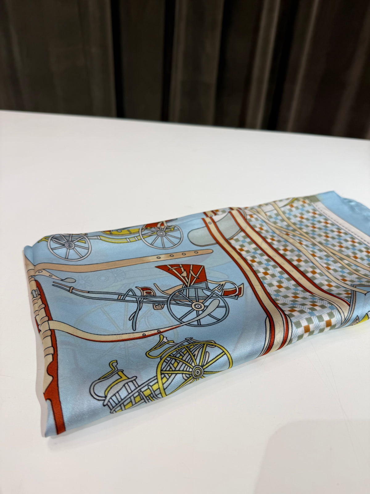 Foulard stampa carrozza misto seta (disponibili in più varianti colore)