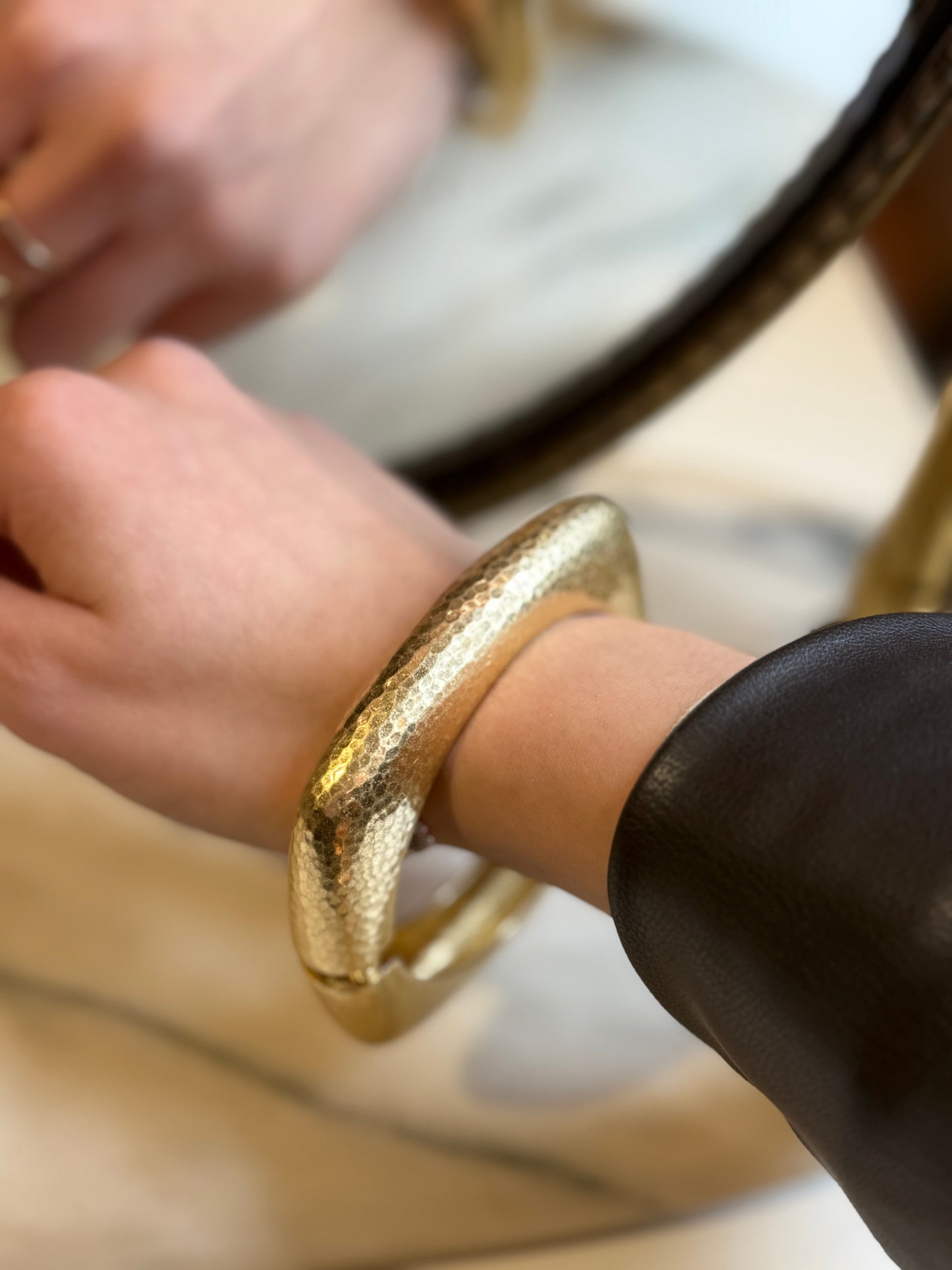 Bracciale ORO squadrato martellato