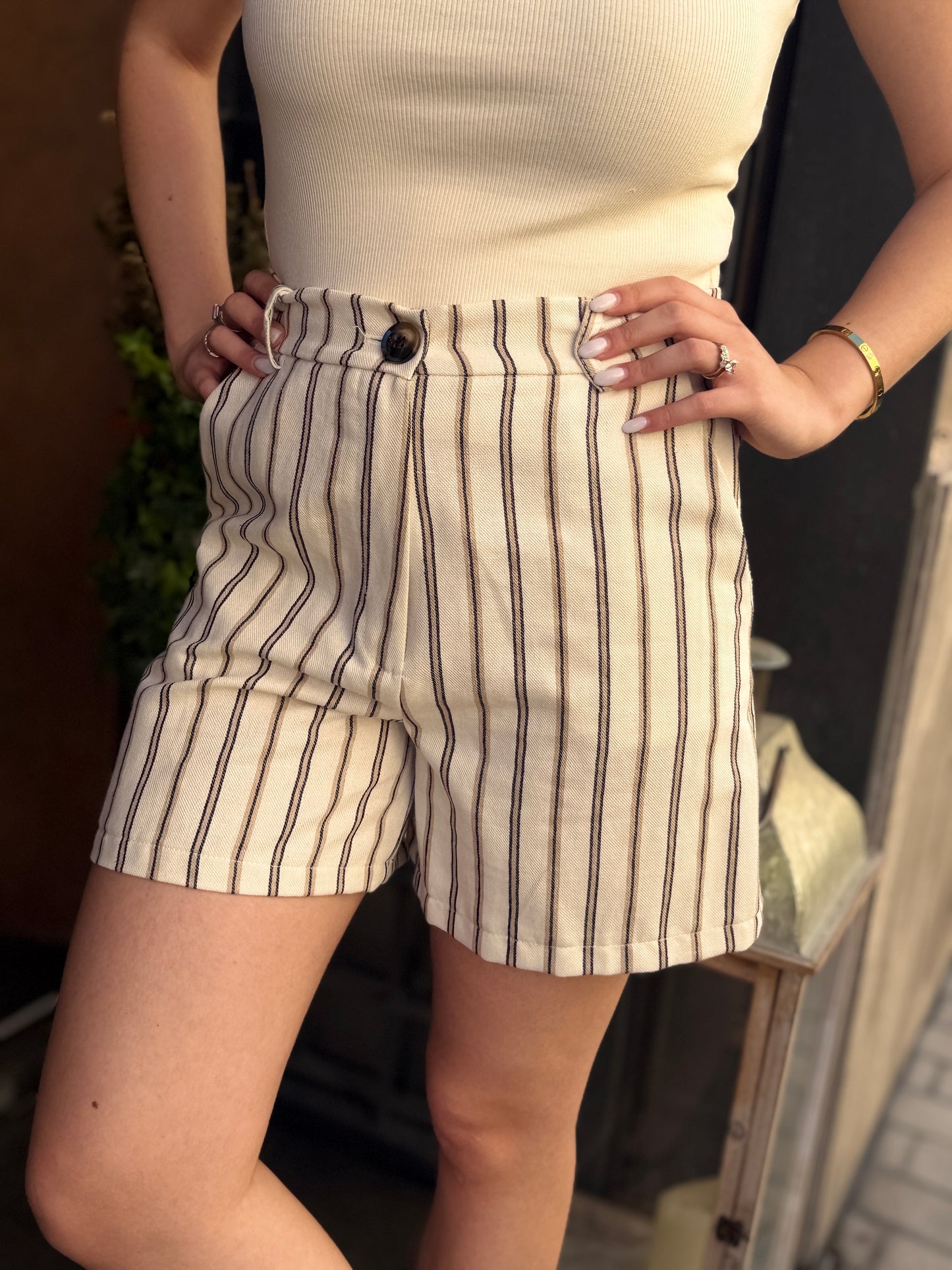 Shorts a righe in lino Burro