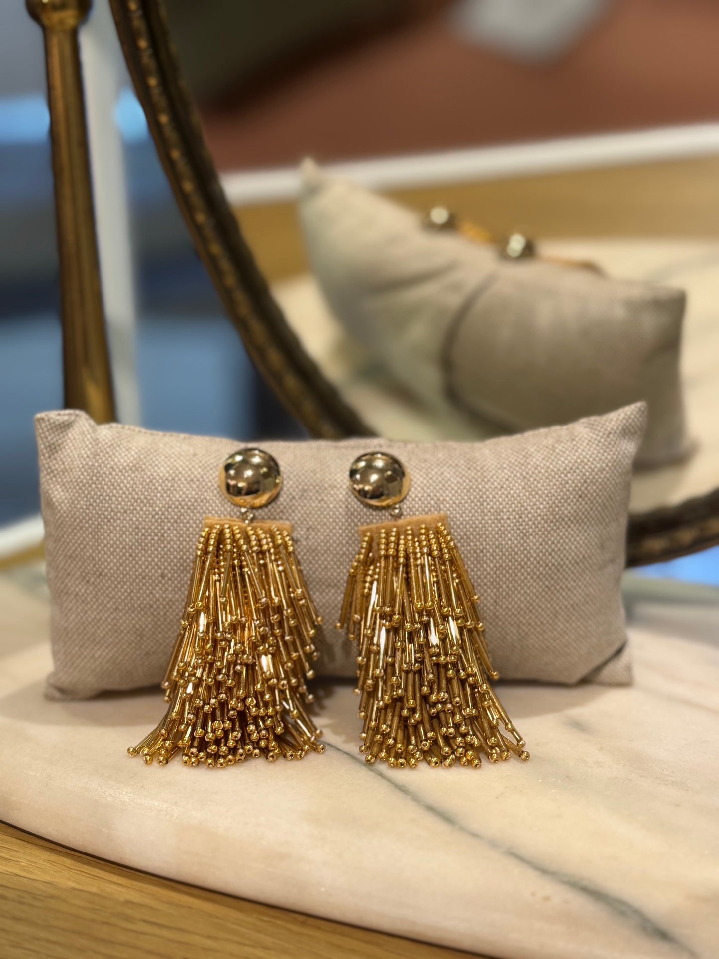 Orecchini ORO pendenti con perline dorate