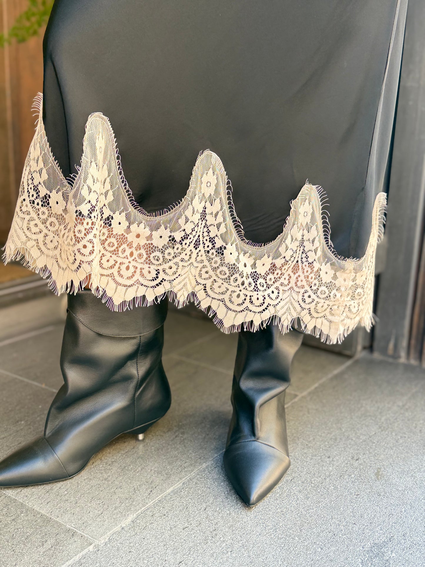 Gonna lingerie NERA con pizzo burro