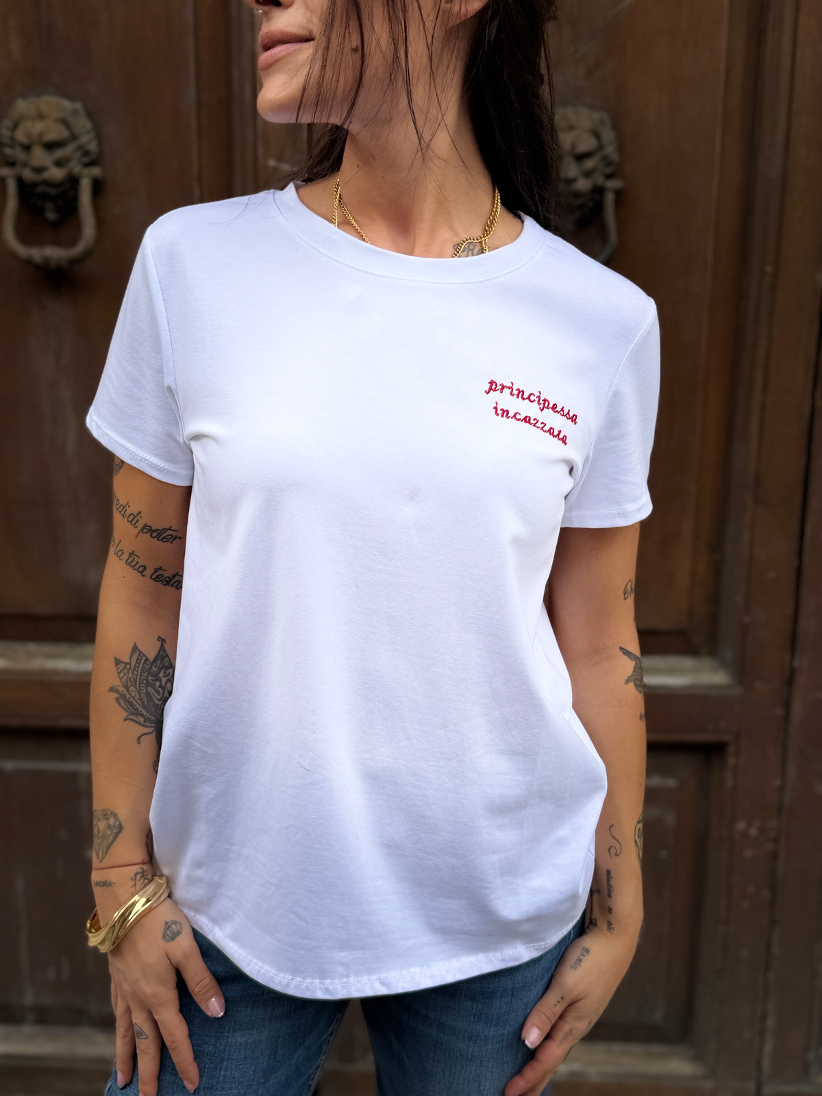 T-shirt bianca "PRINCIPESSA INCAZZATA"