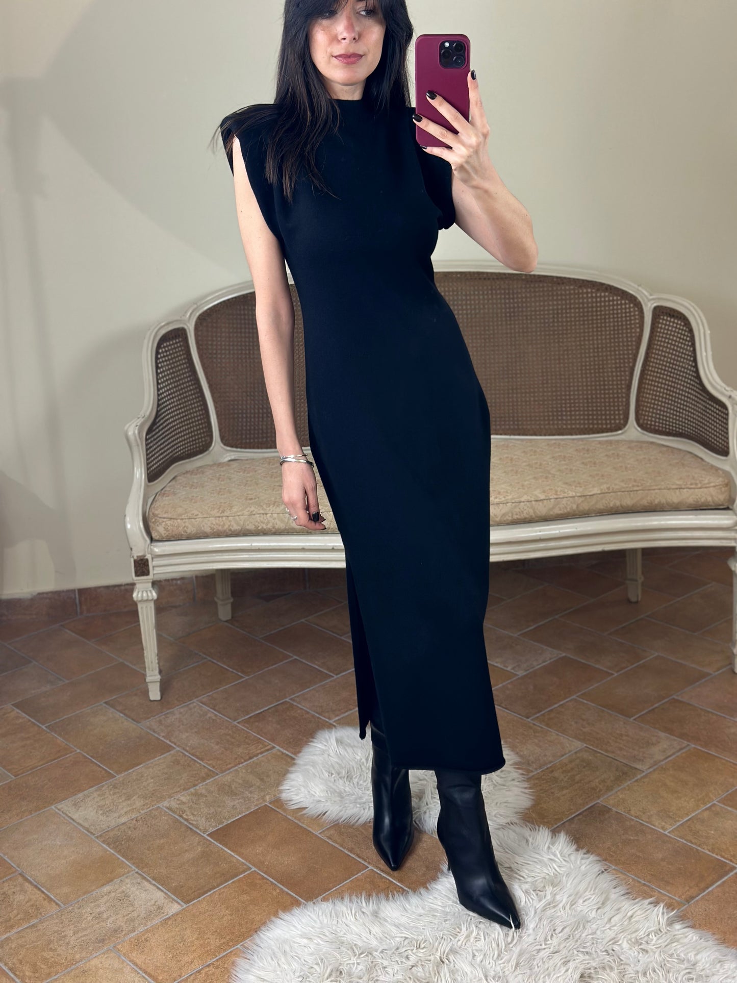 Abito lungo in maglina con spalline imbottite NERO