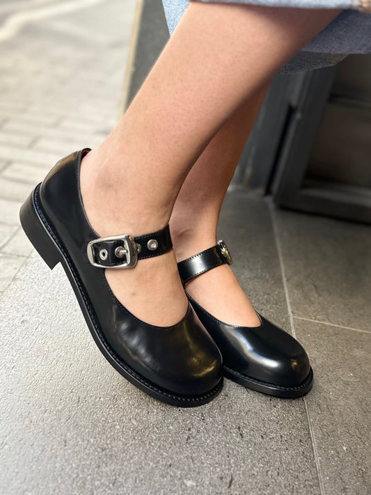 Angel Alarcon VALERIE MARY JANE NERA