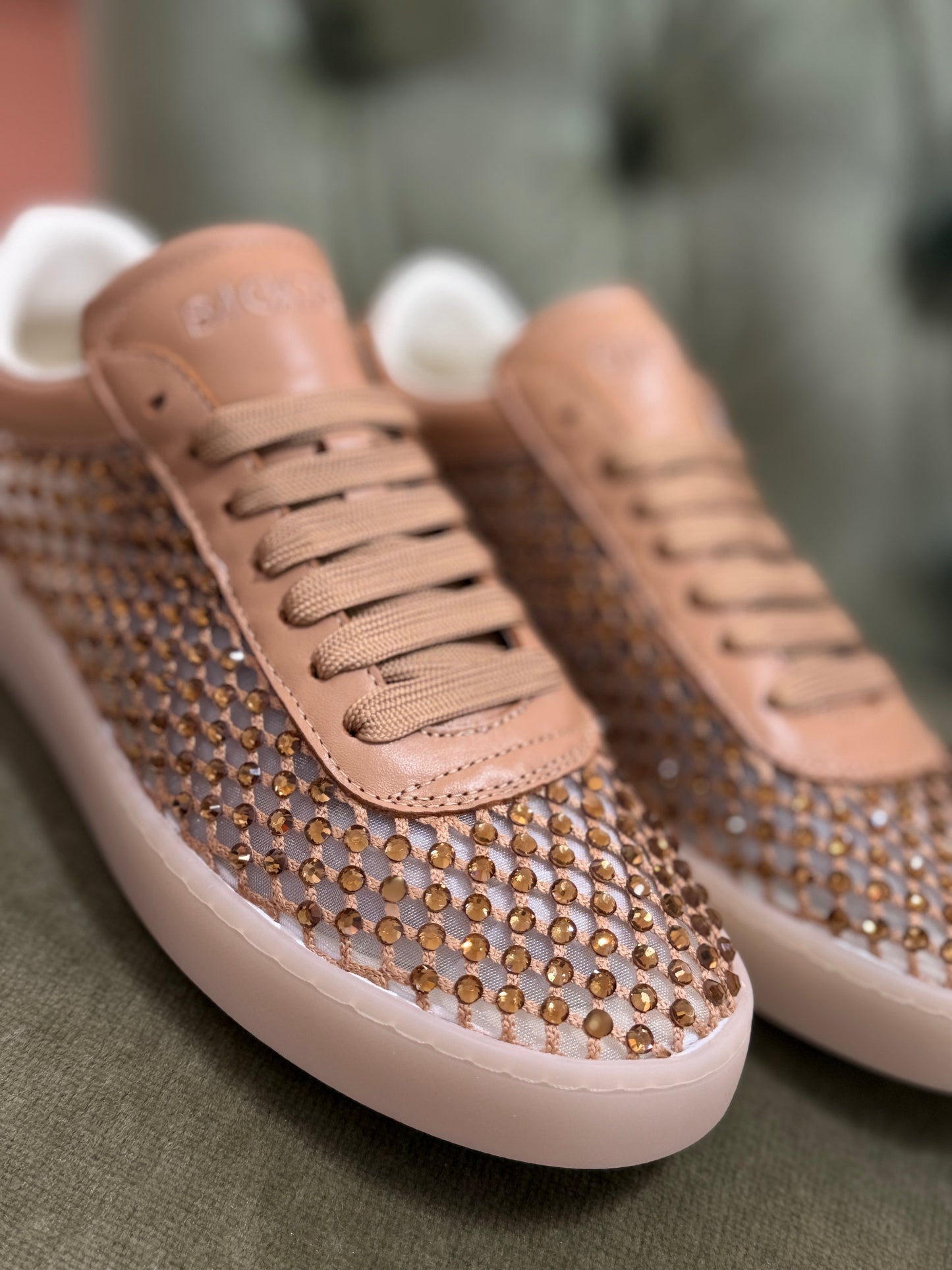 Back 70 sneakers in mesh BROWN