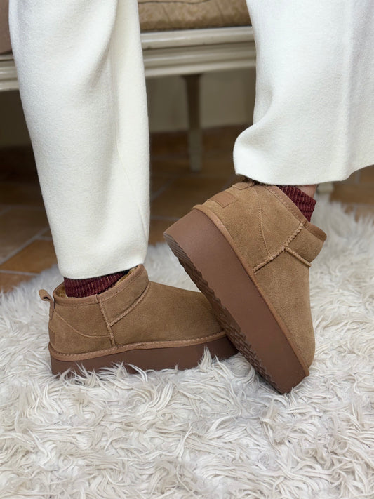 Ovyé stivaletto scavigliato in camoscio CAMEL