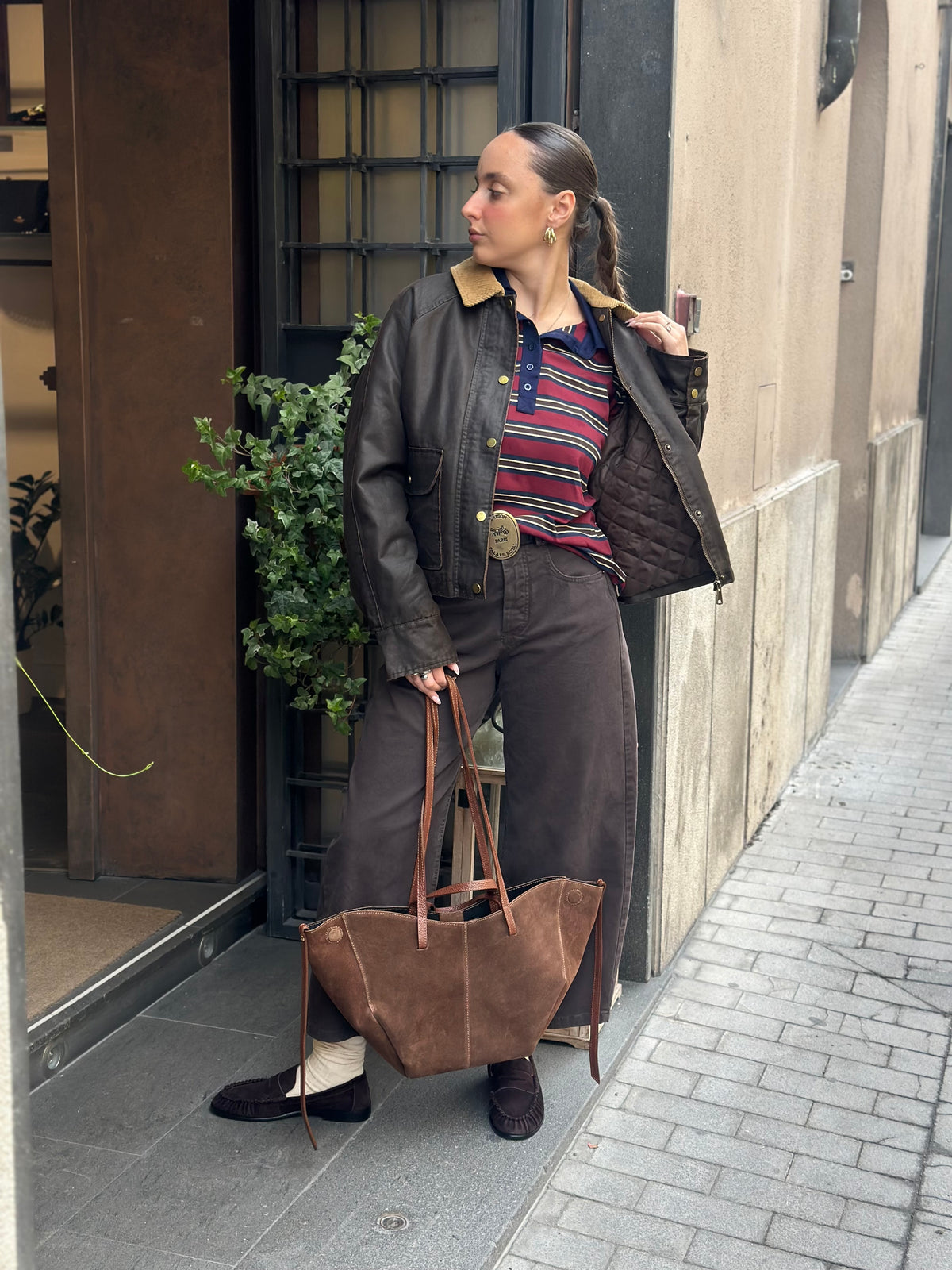 Tensione in Pantalone moro con cinta