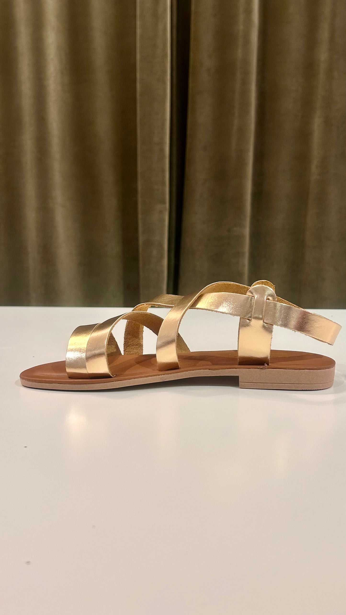 Sandalo con incrocio RAME