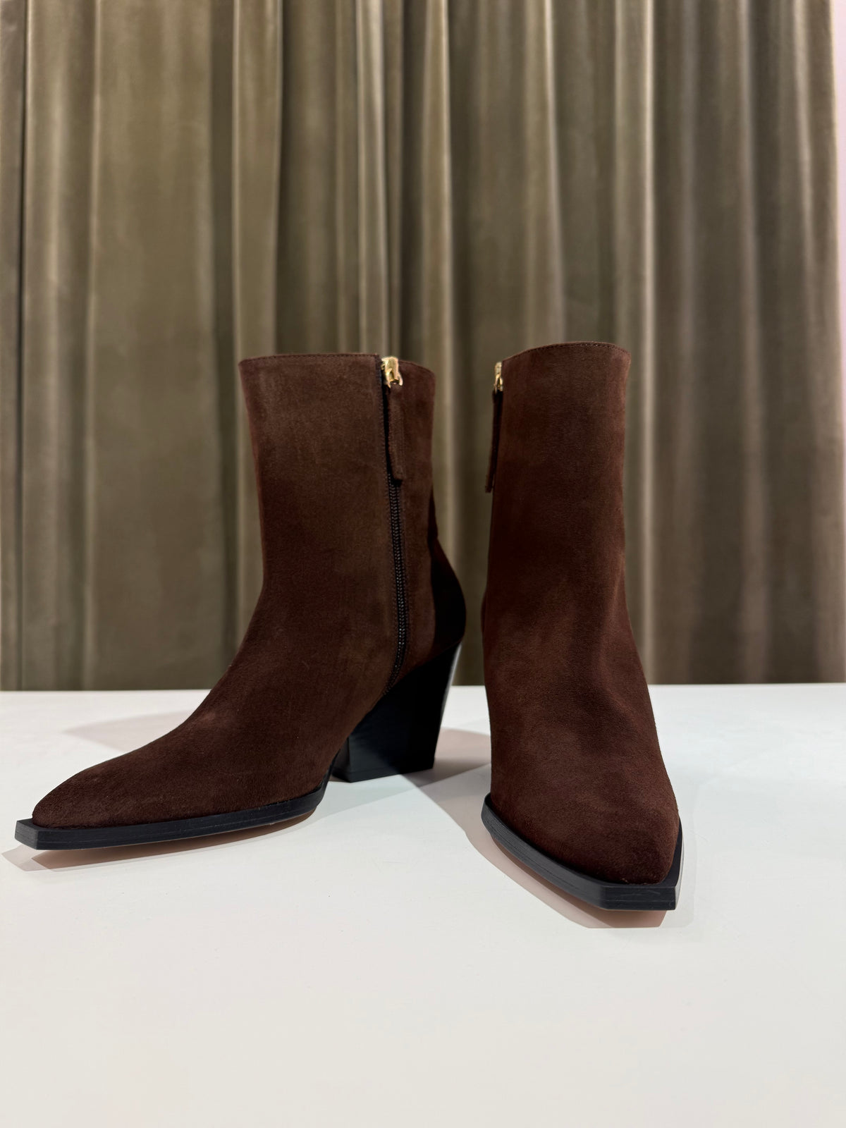 Angel Alarcon MIRETTE cow suede BROWN