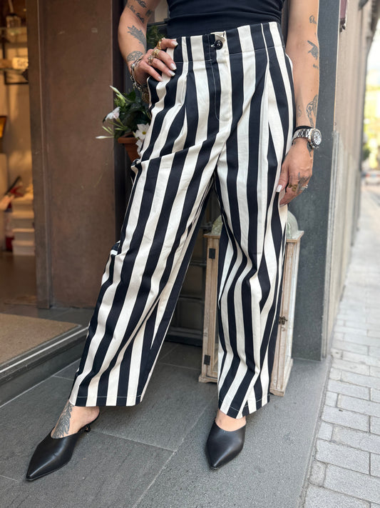 Tensione in pantalone a righe burro/nero