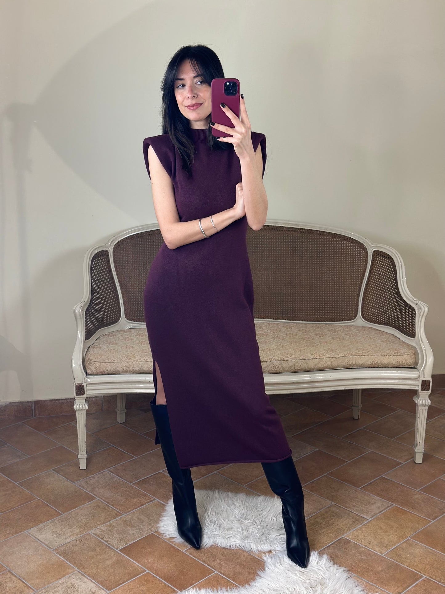 Abito lungo in maglina con spalline imbottite VINO