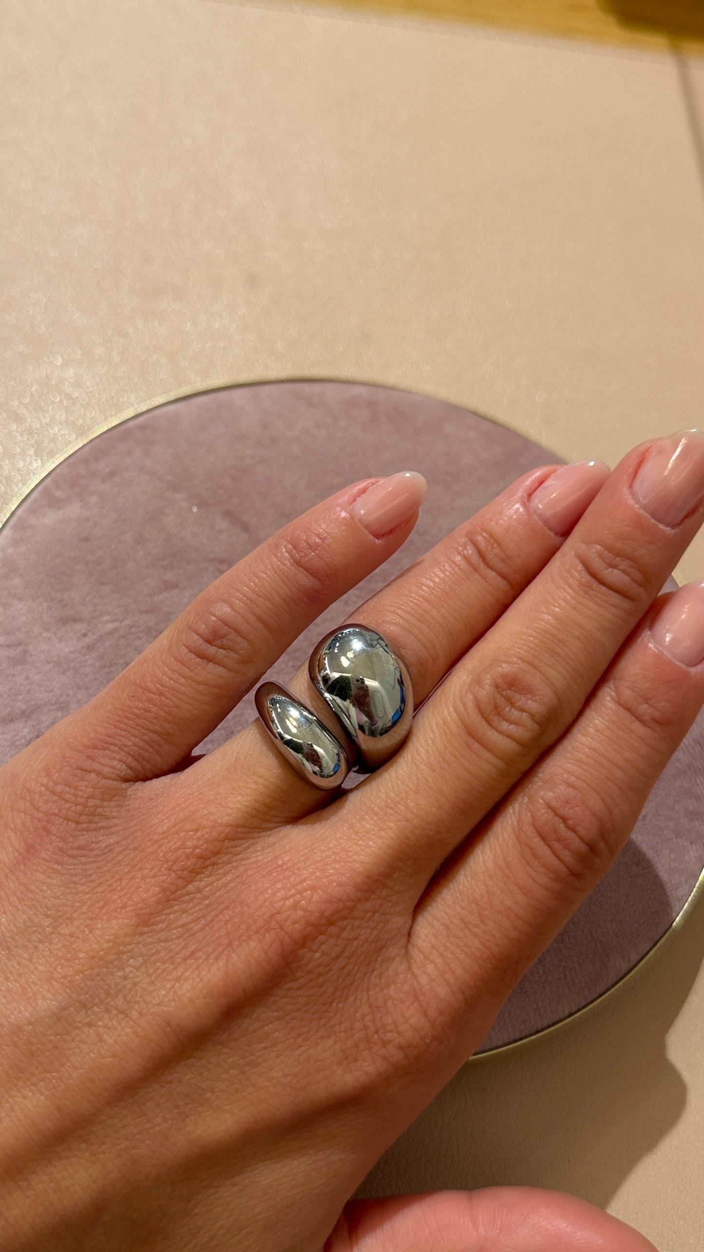 Anello abbraccio Argento