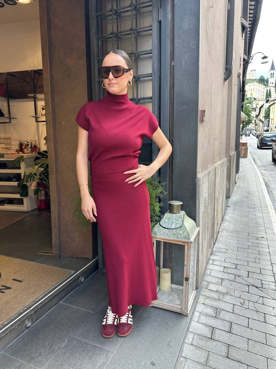 Set in maglia con gonna BORDEAUX