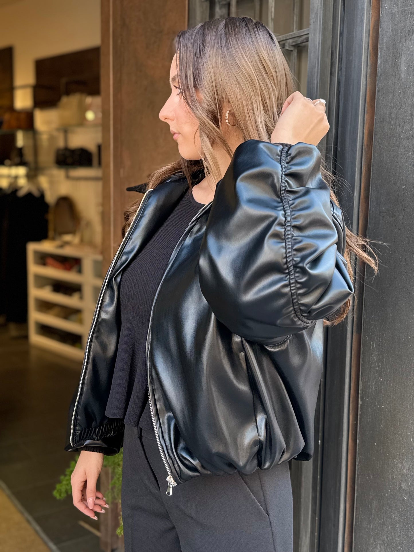 Bomber in ecopelle NERO