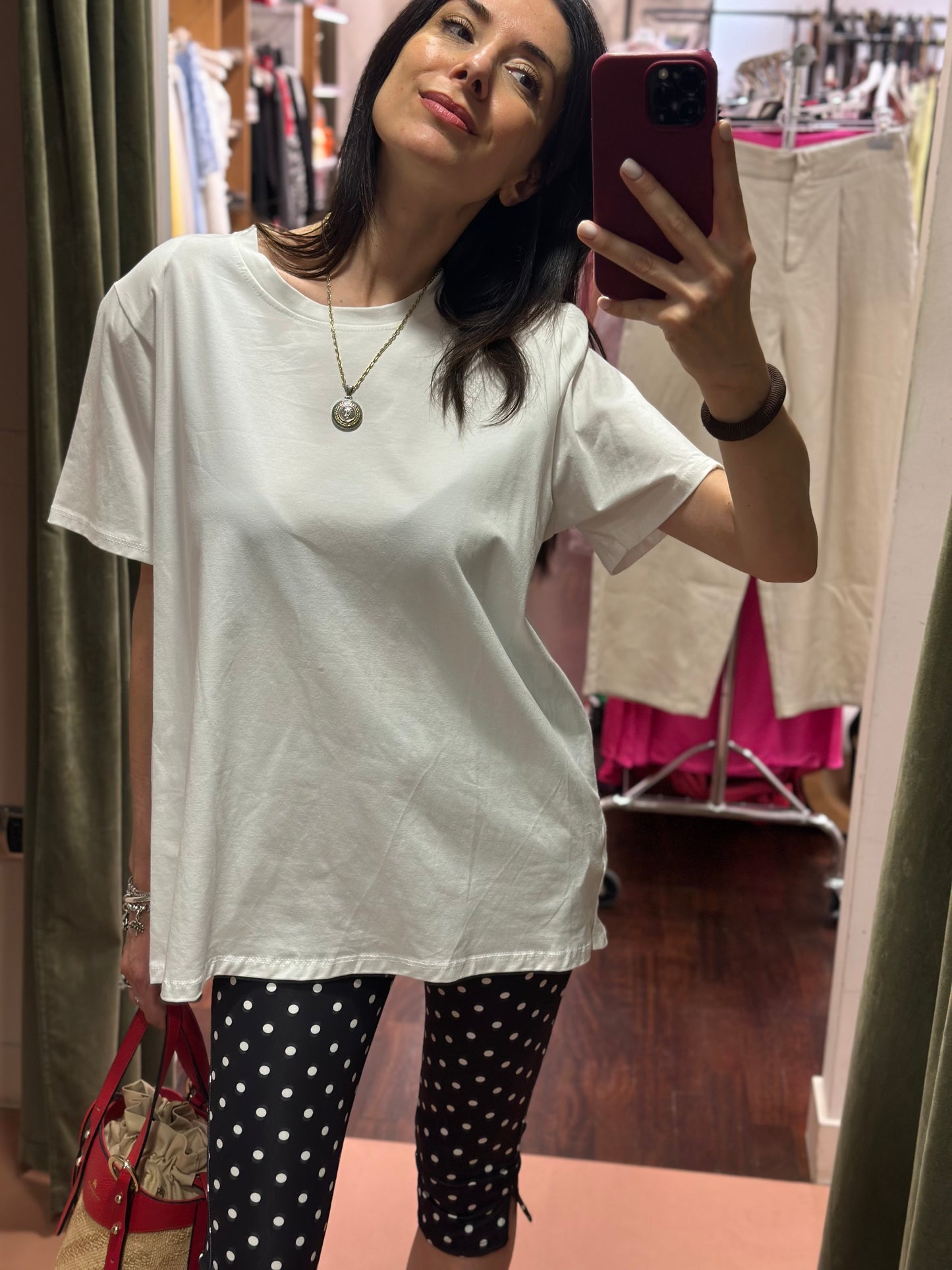 T-Shirt con spalle imbottite