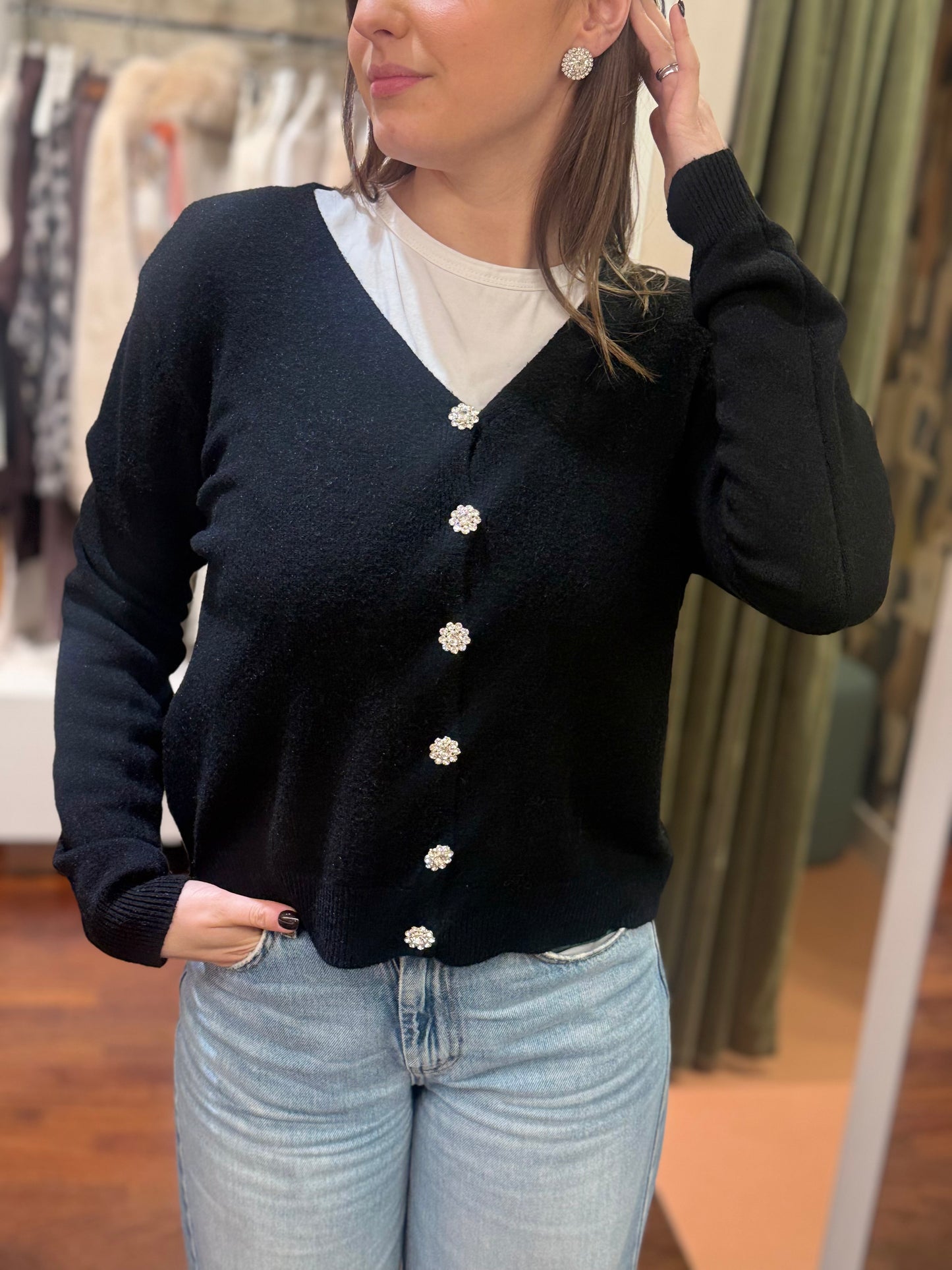 Cardigan a V CARLOTTA con bottoni gioiello NERO