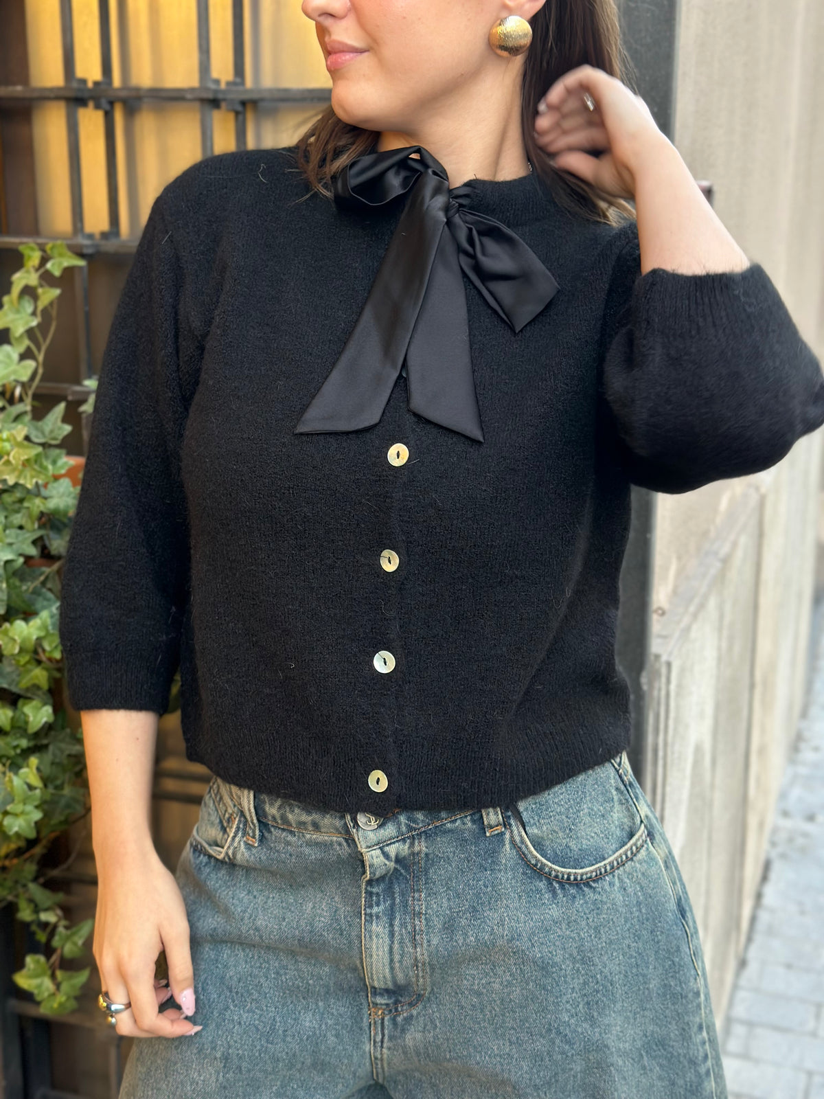 Cardigan con fiocco (disp. In più colori)
