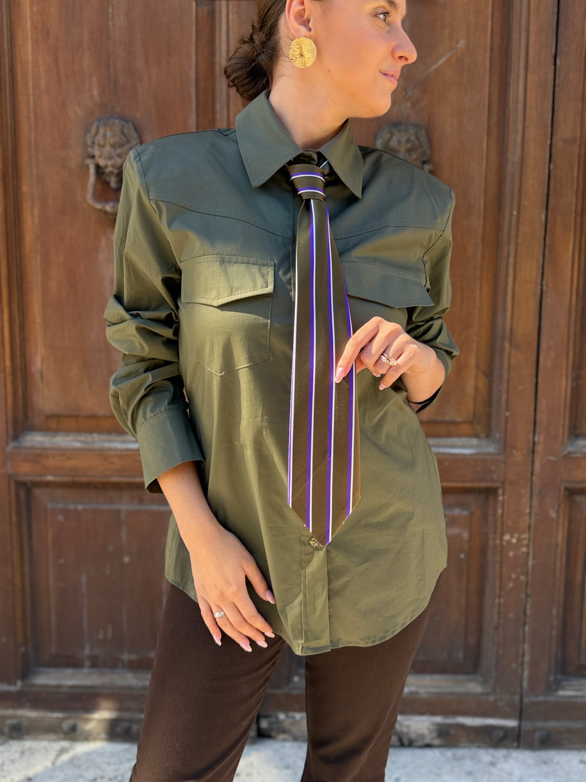 Tensione in Camicia con cravatta VERDE