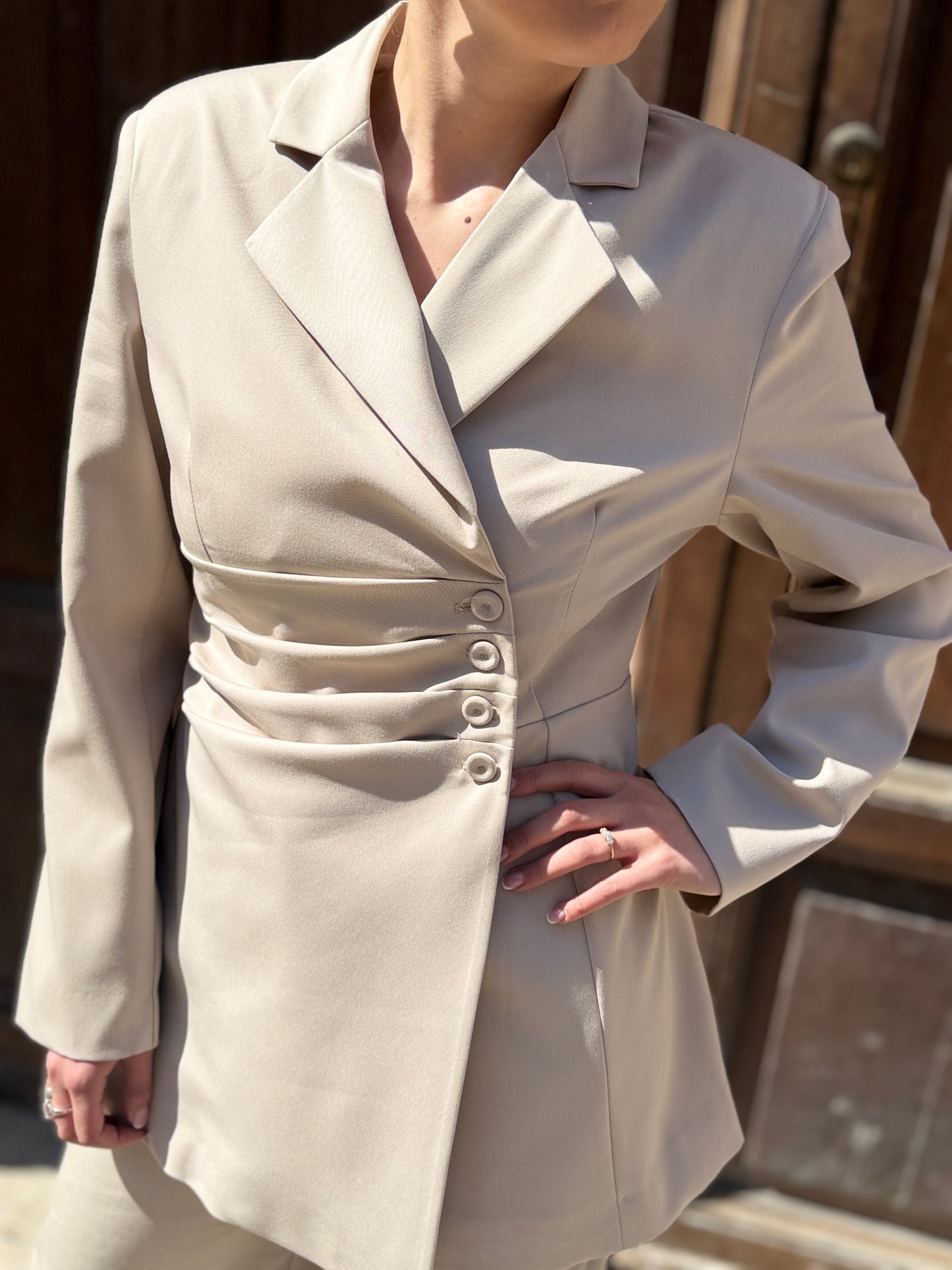 Haveone giacca con bottoni laterali BEIGE