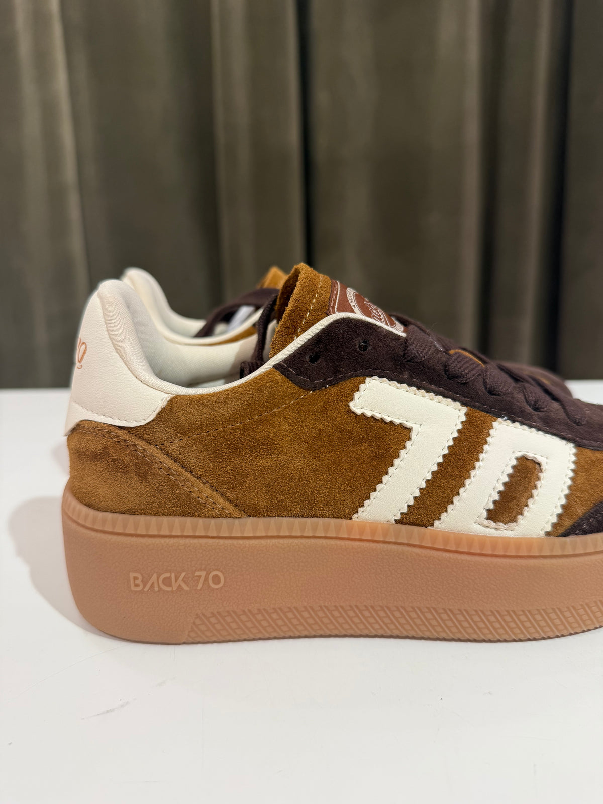 Back70 XXL STAR SUEDE BROWN