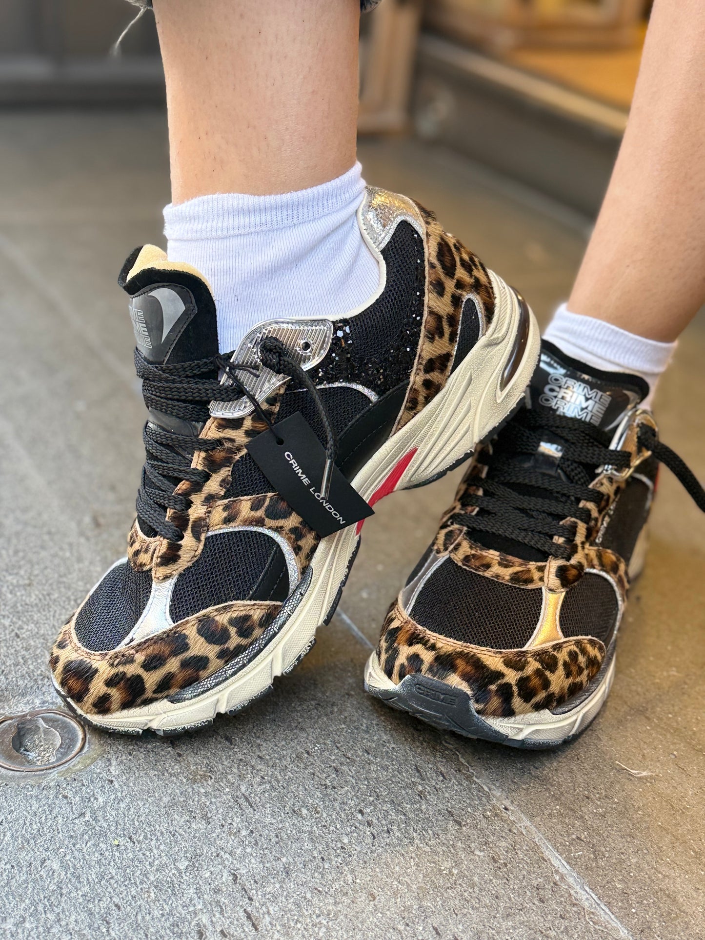 Crime London FUGITIVE Fung Run