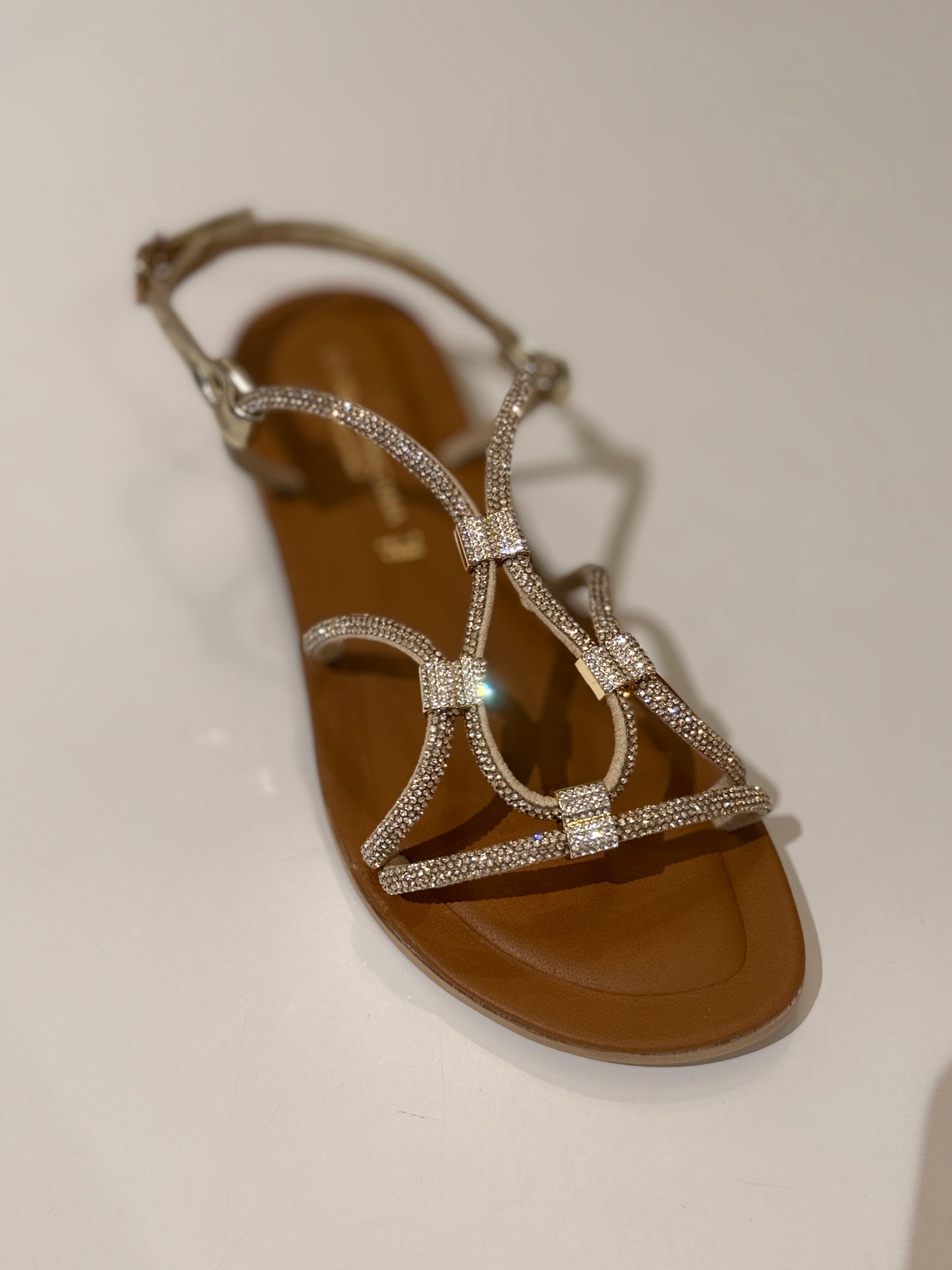 Donna Toscana Sandalo Flat strass con cinturino Platino