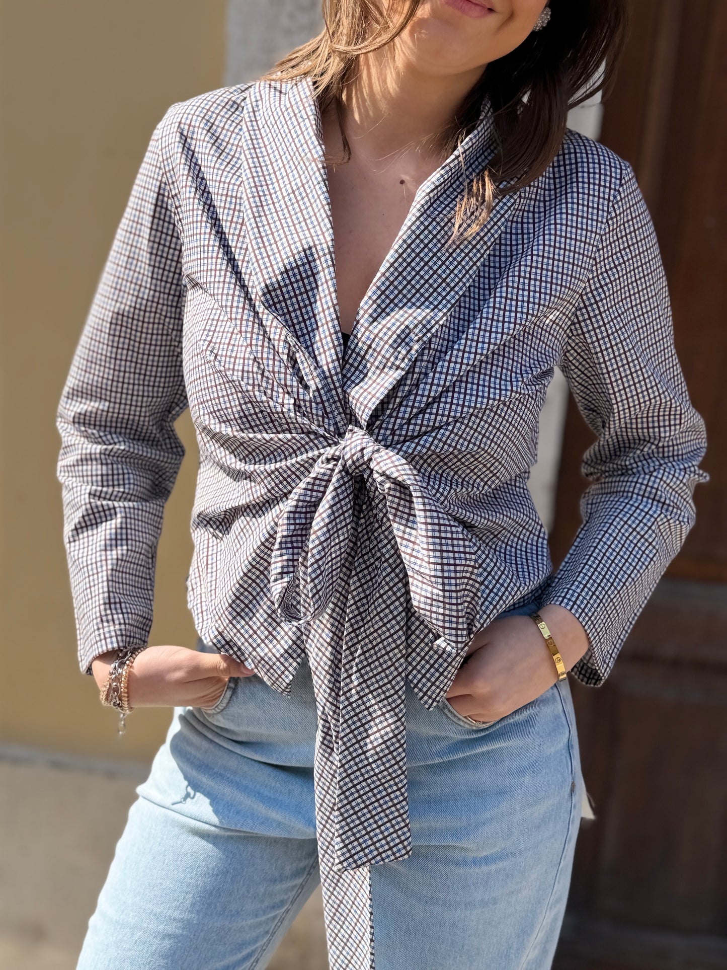 Camicia a quadretti con fiocco