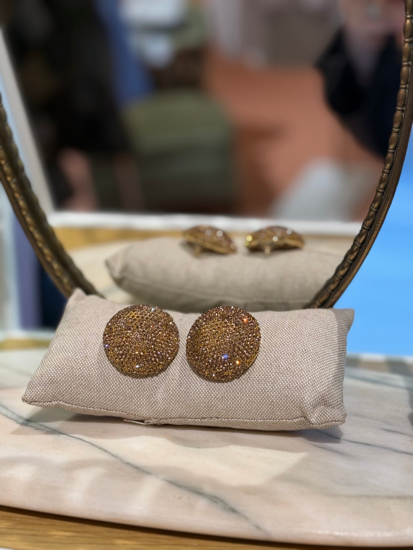 Orecchini bottoni con strass ORO