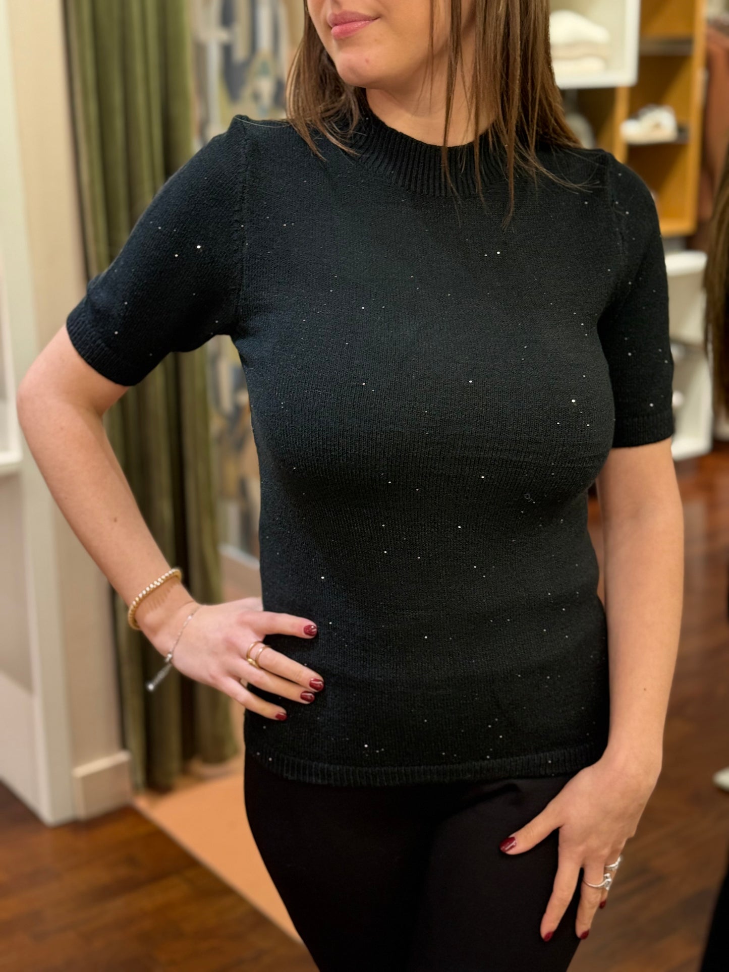 Maglia manica corta con micro paillettes NERO
