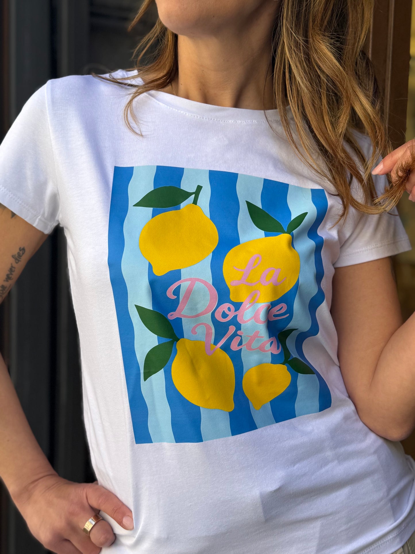 T-shirt stampa Limoni- "LA DOLCE VITA"