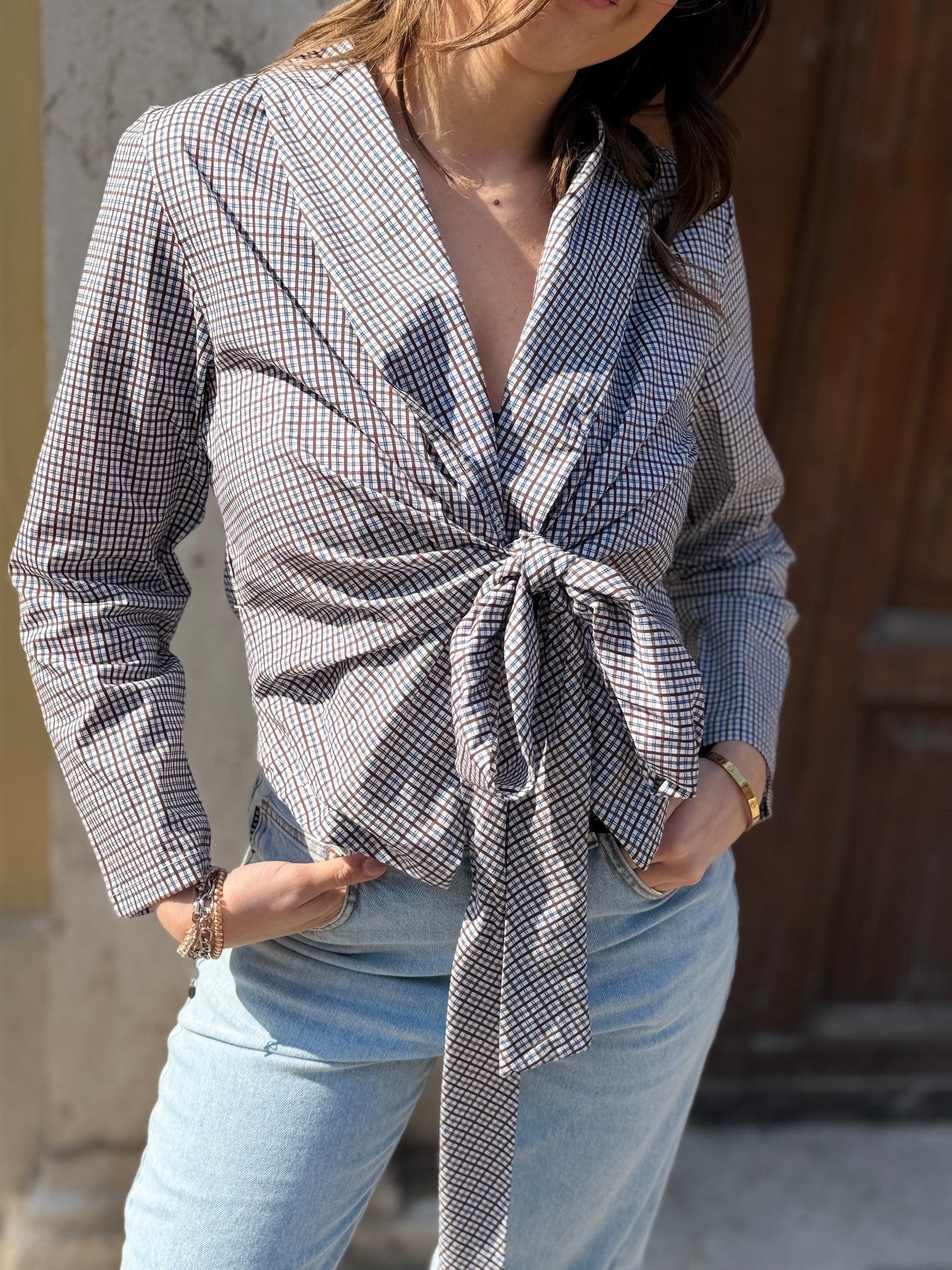 Camicia a quadretti con fiocco