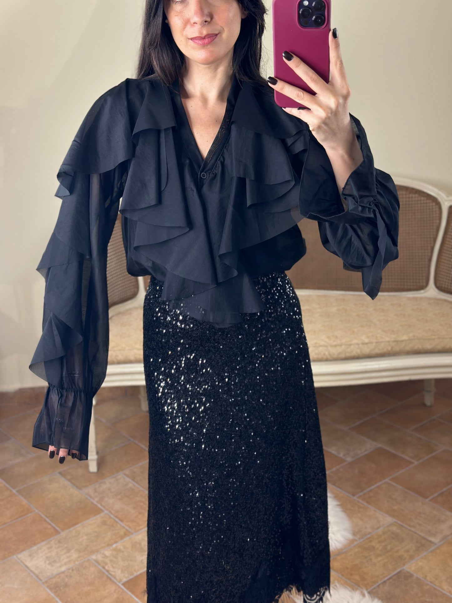 Blusa in tencel NERA con rouches frontali e sulle maniche