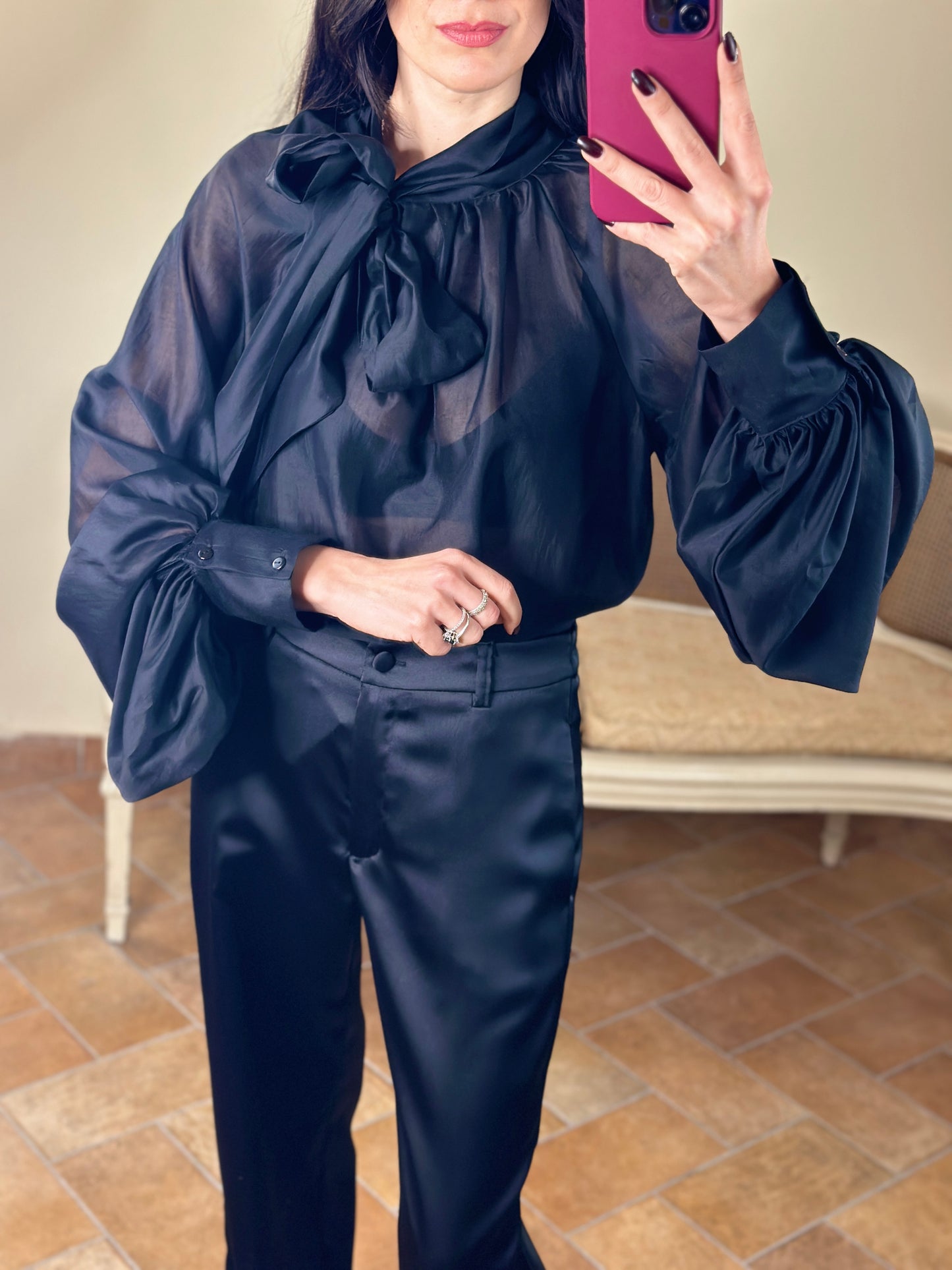 Tensione in Blusa in lyocell con fiocco