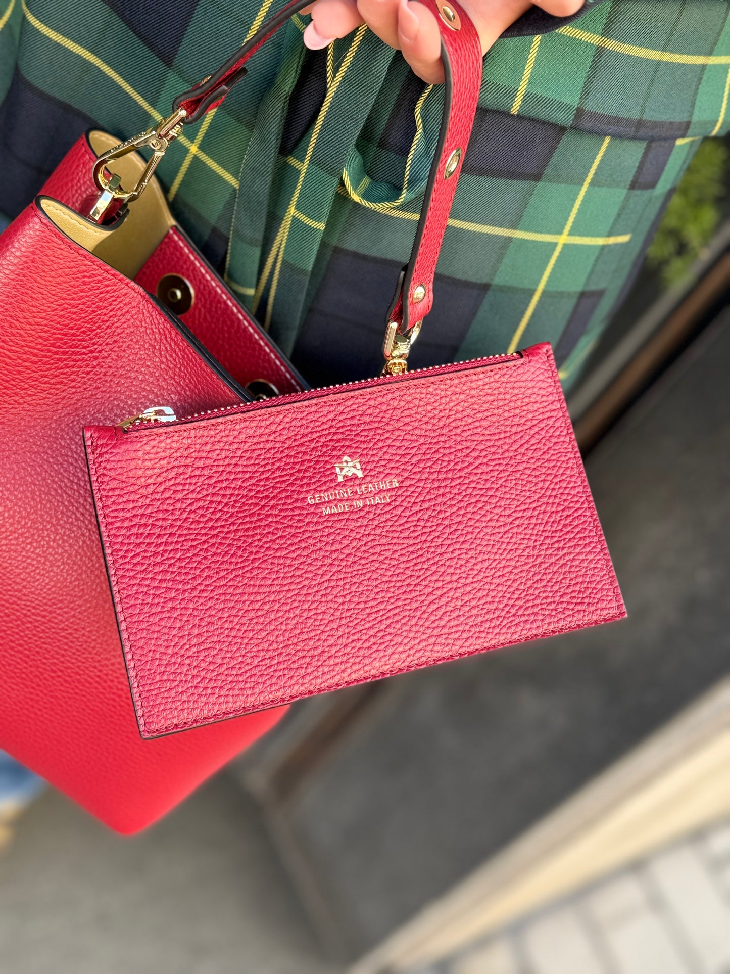 Cuoieria Fiorentina CANDY small bucket CHERRY