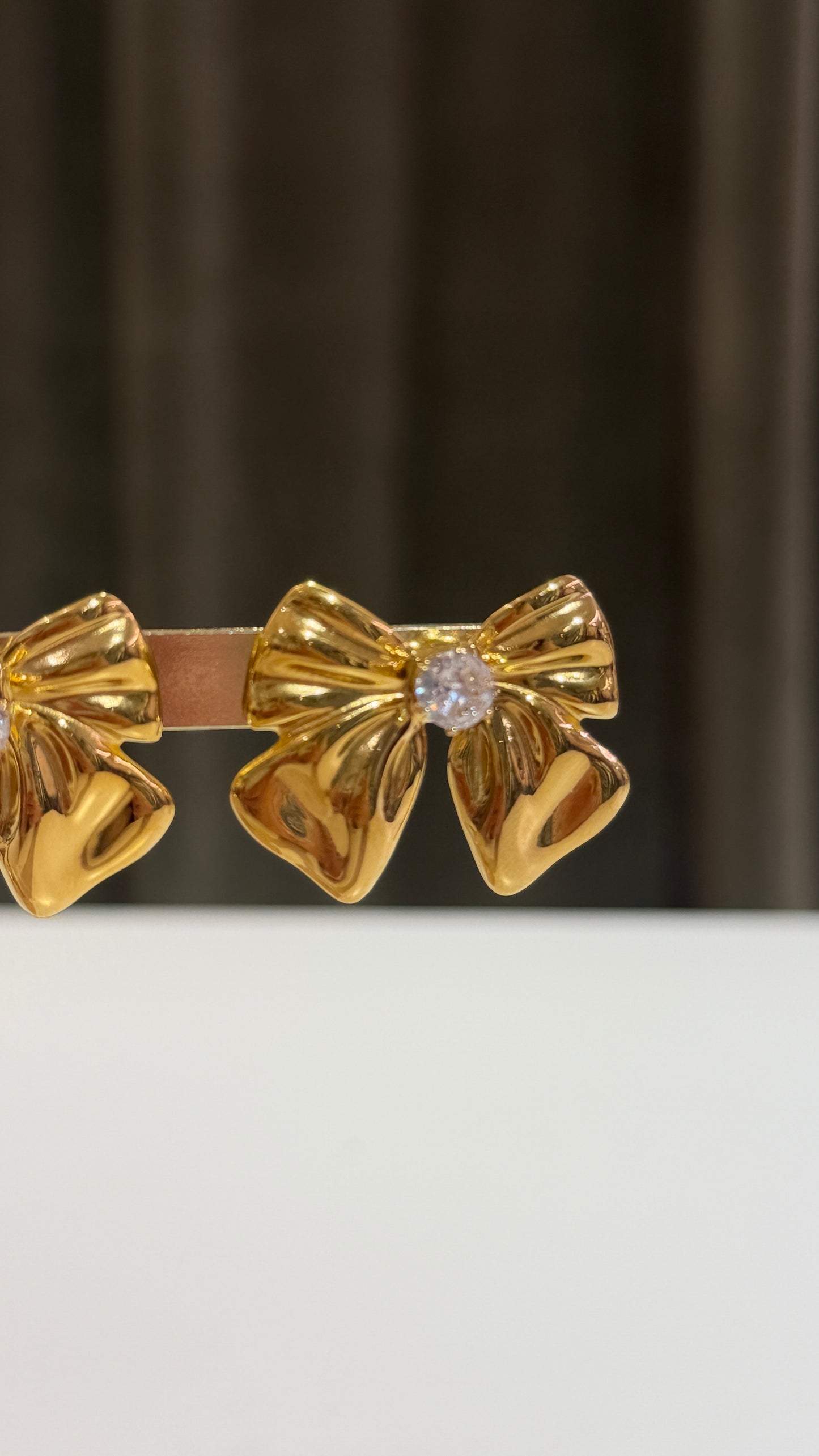 Orecchini Fiocchi con strass Oro