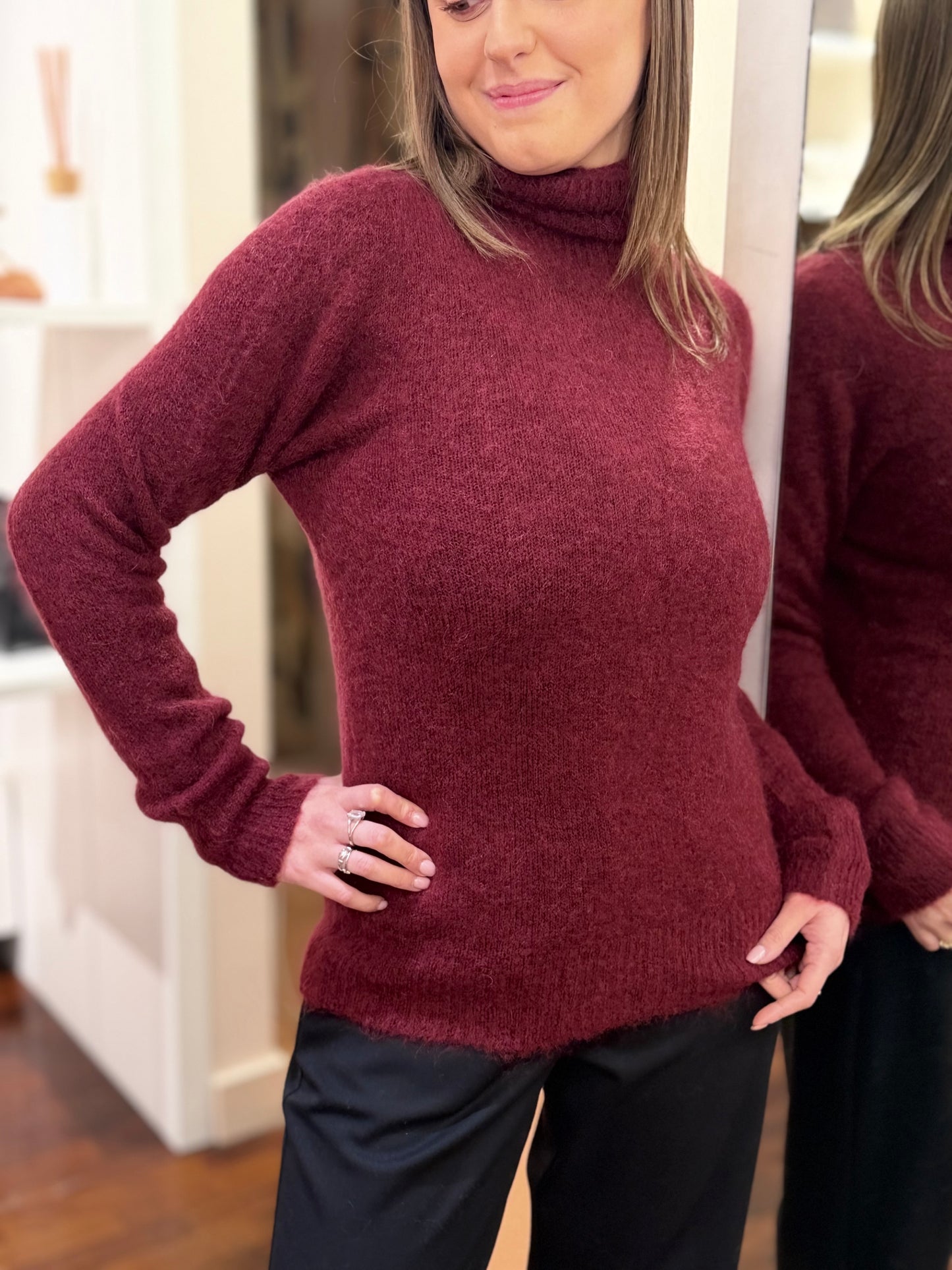 Tensione in Maglia collo alto in Mohair VINO