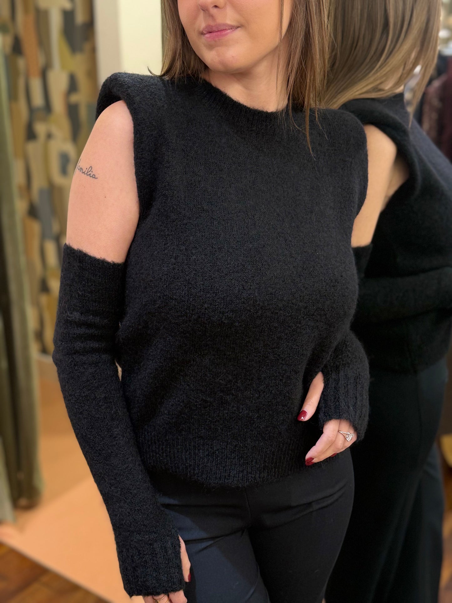 Tensione in Maglia mohair elasticizzato spalline imbottite con manicotti NERO