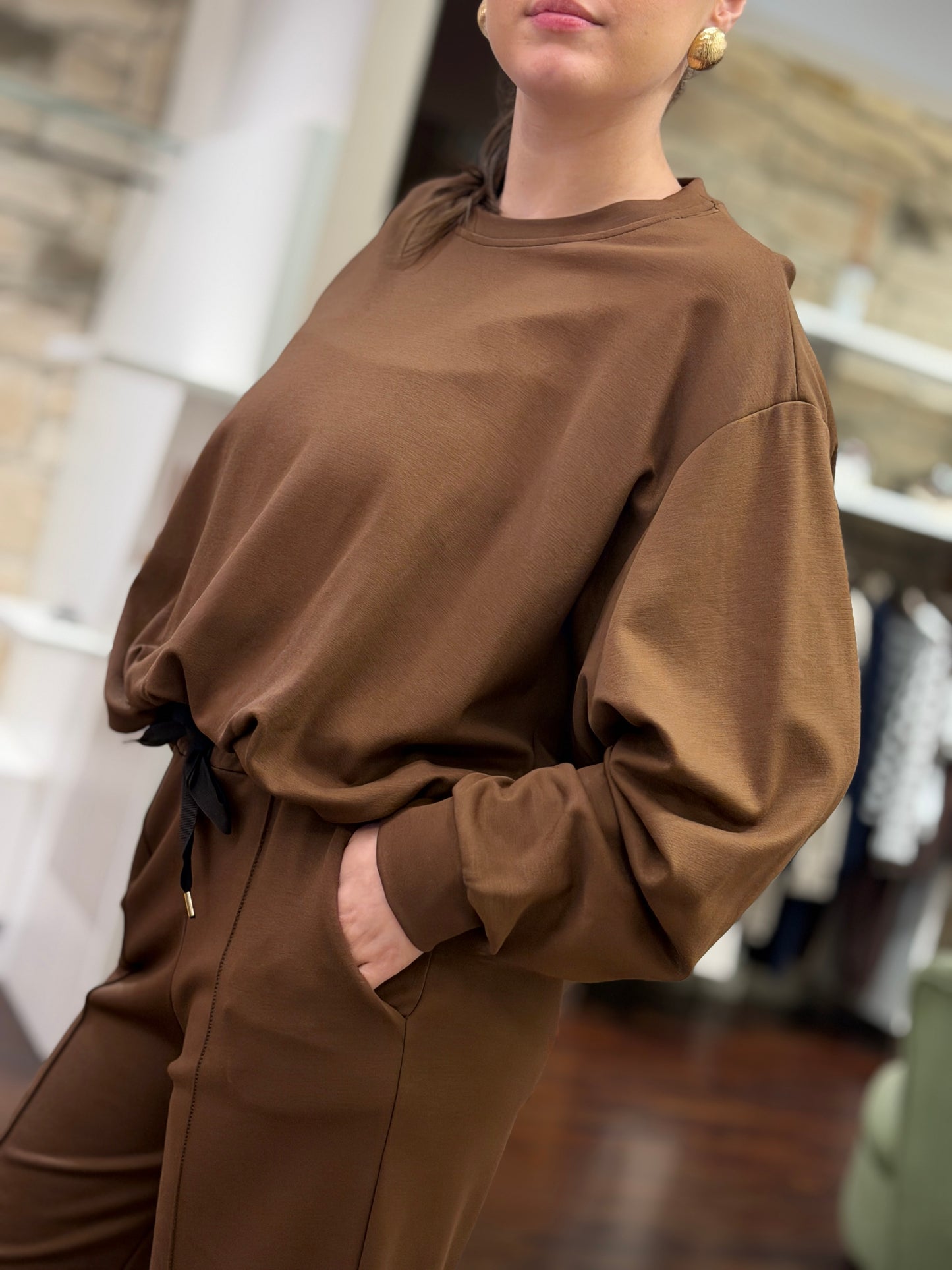 Felpa CIOCCOLATO con arriccio