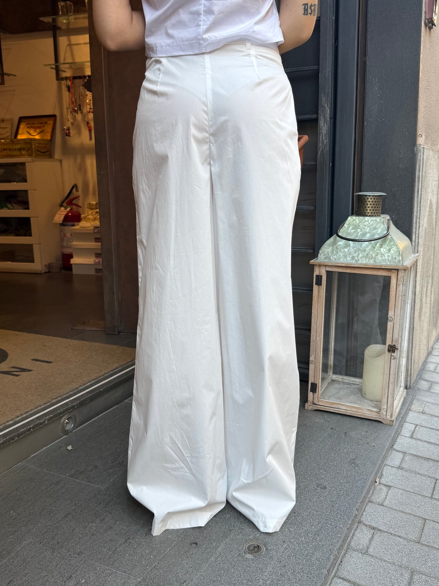 Tensione in Pantalone a palazzo MILITARE  NERO e BIANCO