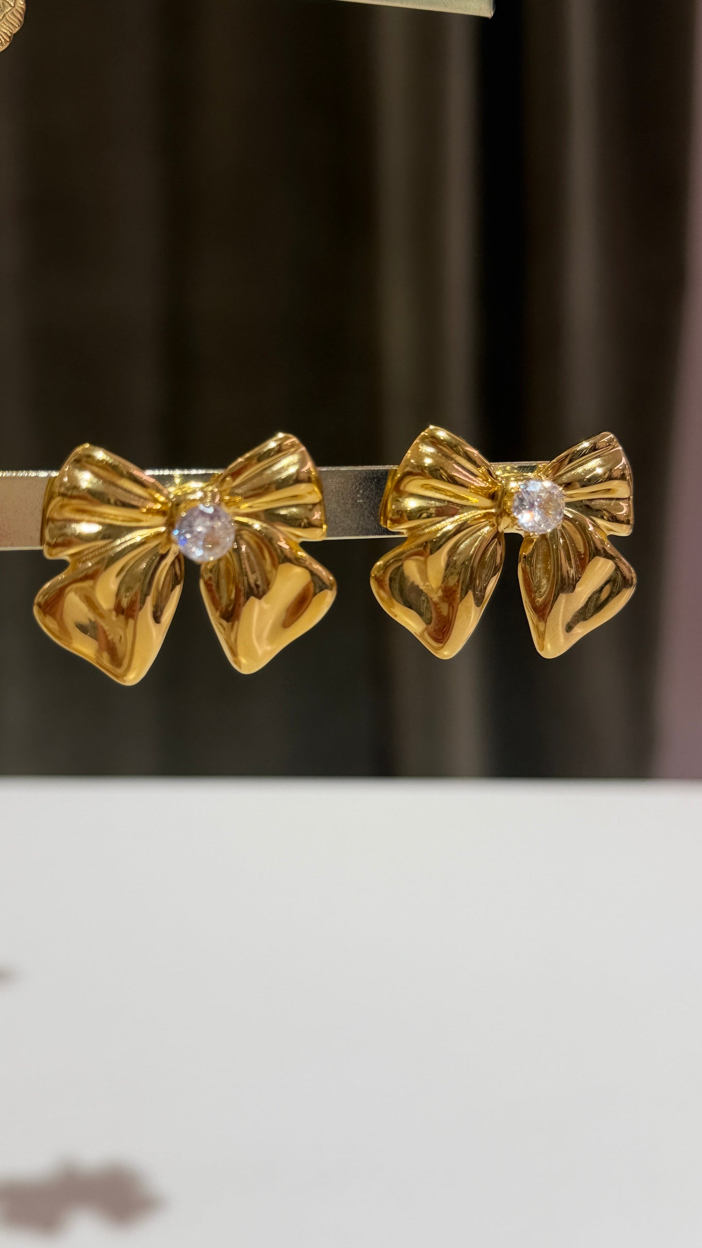 Orecchini Fiocchi con strass Oro