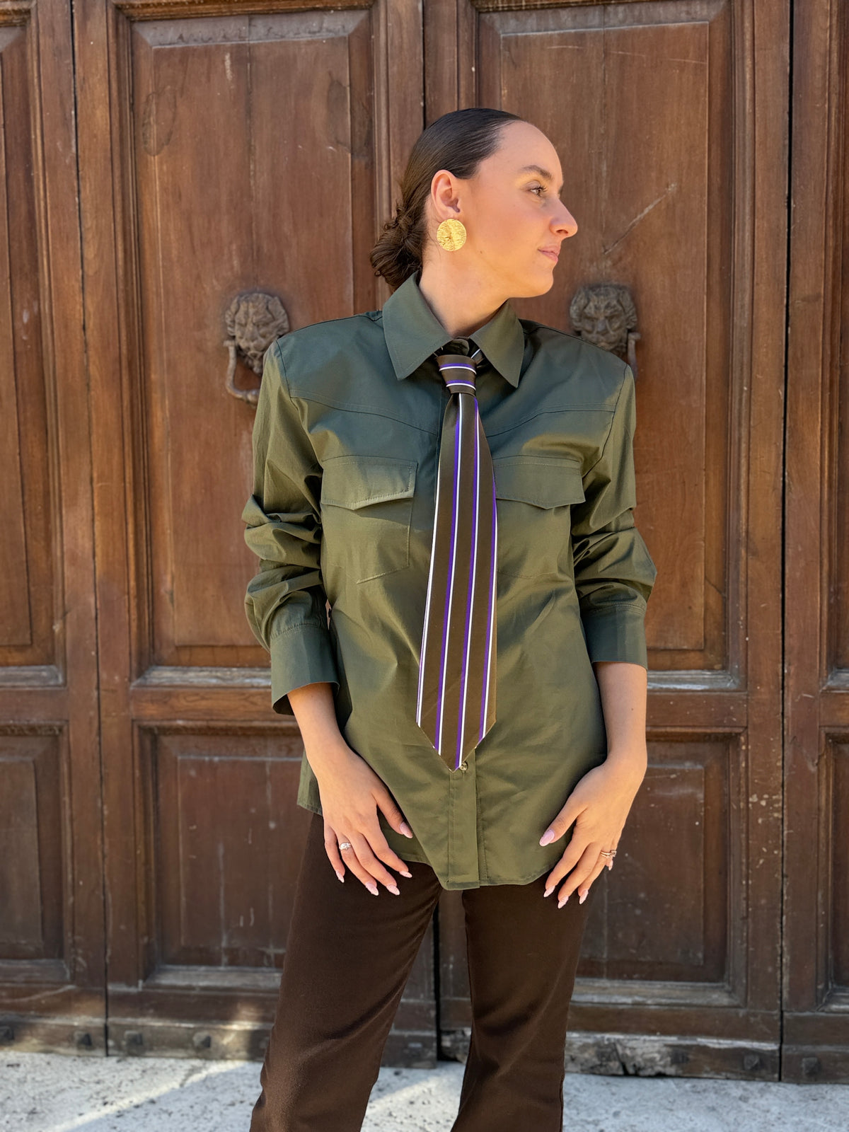 Tensione in Camicia con cravatta VERDE