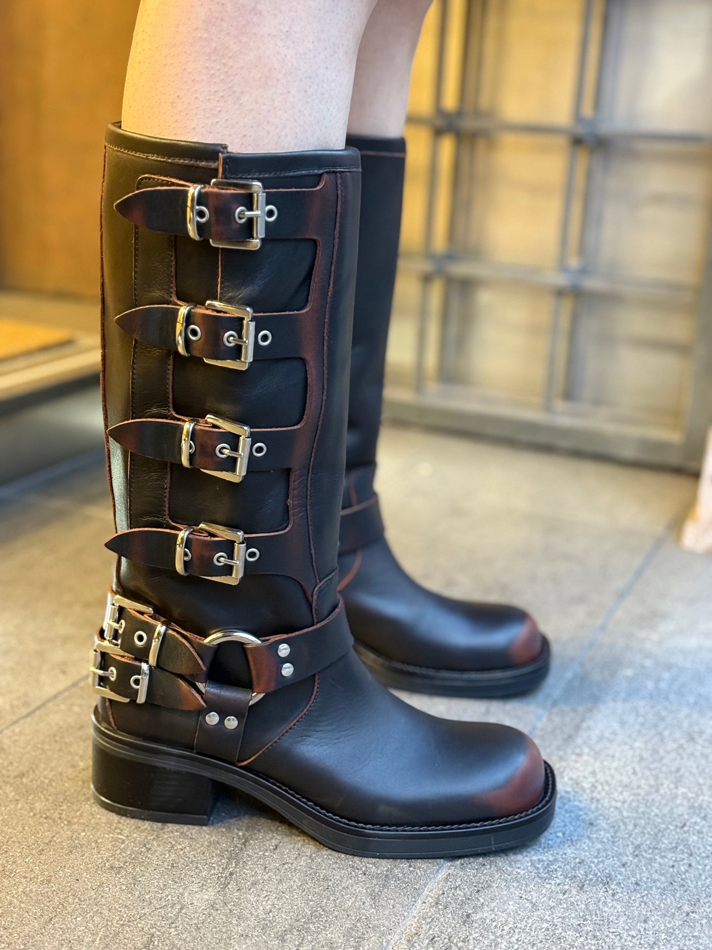 Ovyè Biker MORO con fibbie effetto vintage