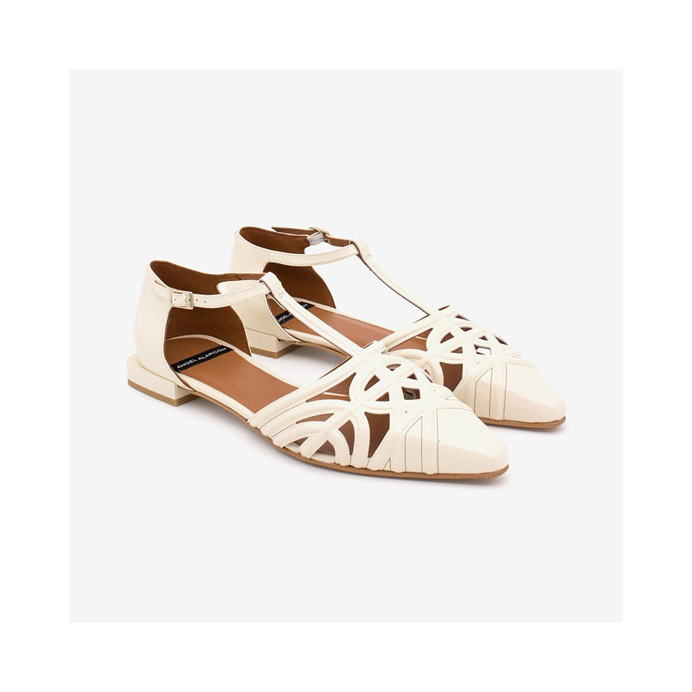 Angel Alarcon NAMIA Ballerina in vernice traforata