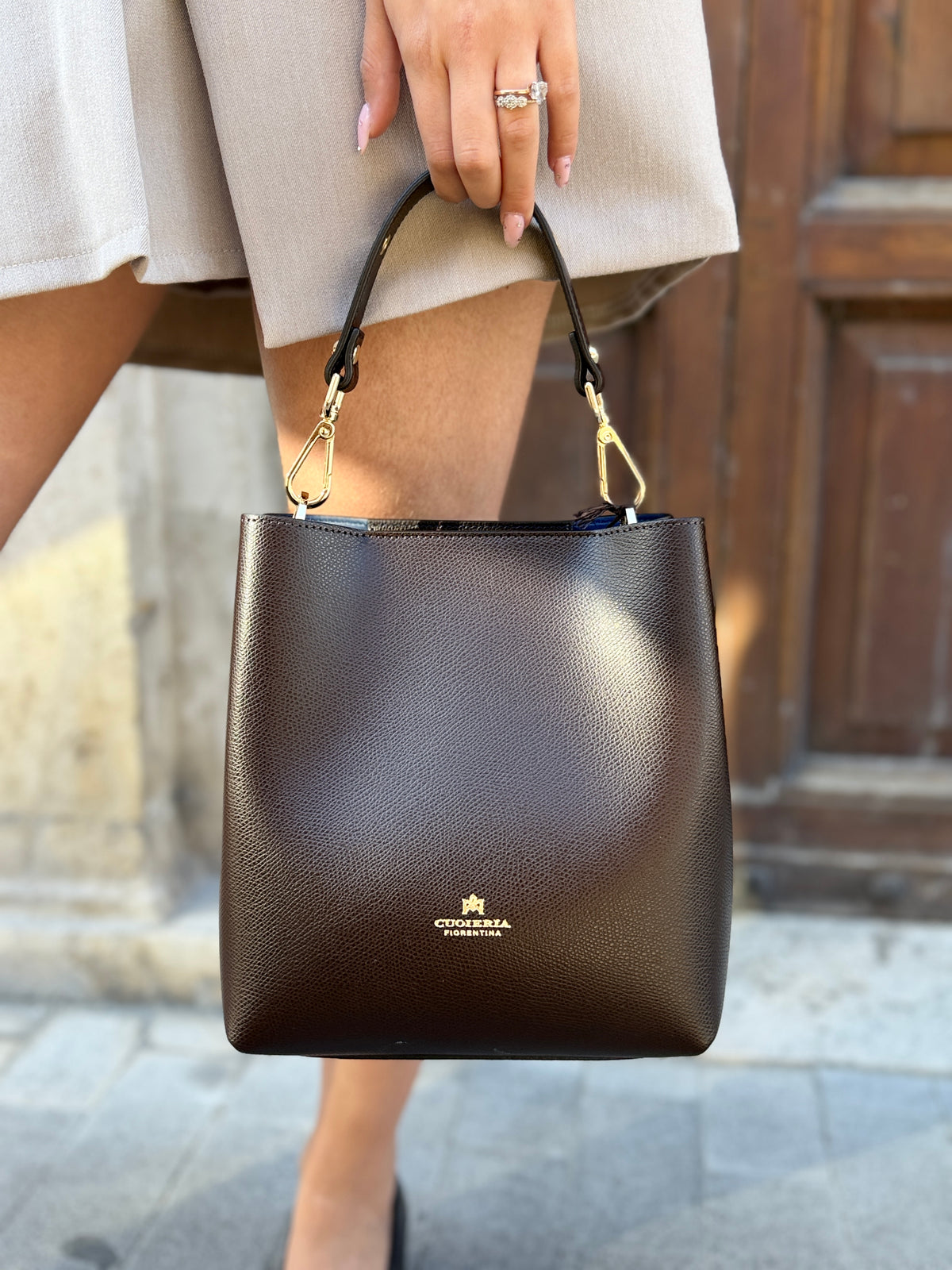 Cuoieria Fiorentina Alice small bucket MORO