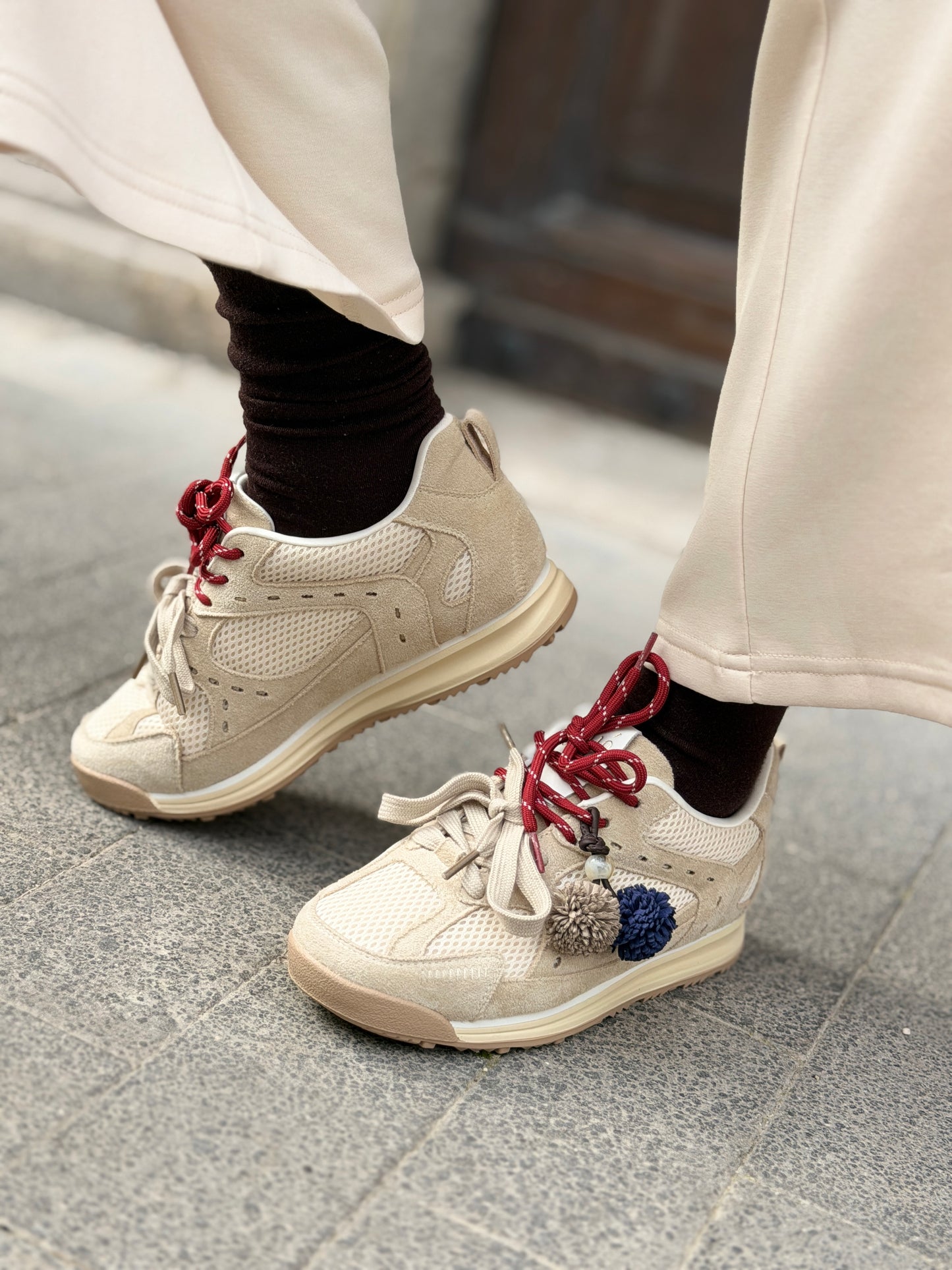Ovyé Sneakers con accessori