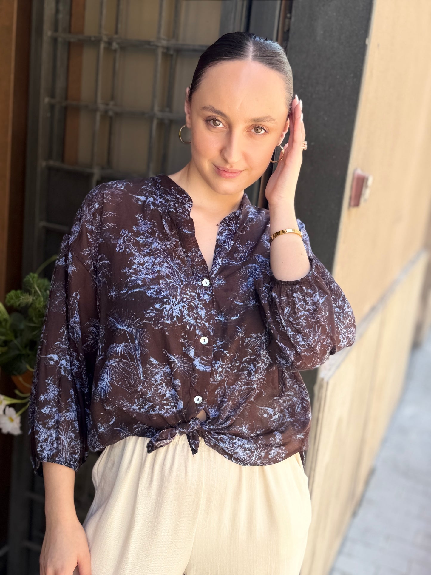 Tensione in Camicia con nodo Moro/celste