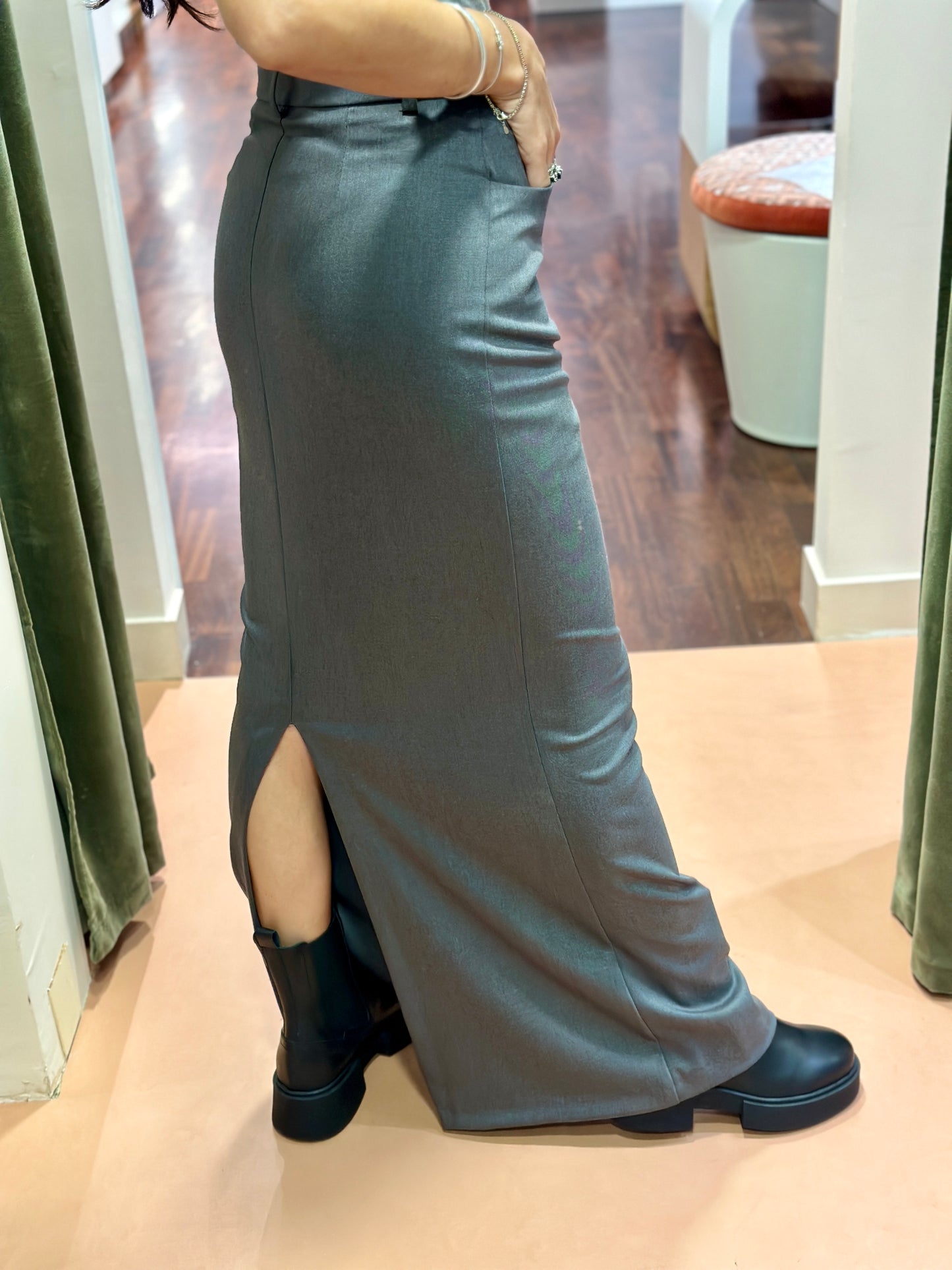 Motel gonna lunga a matita