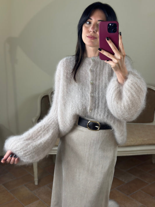 Cardigan in kid Mohair BEIGE con bottoni madreperla