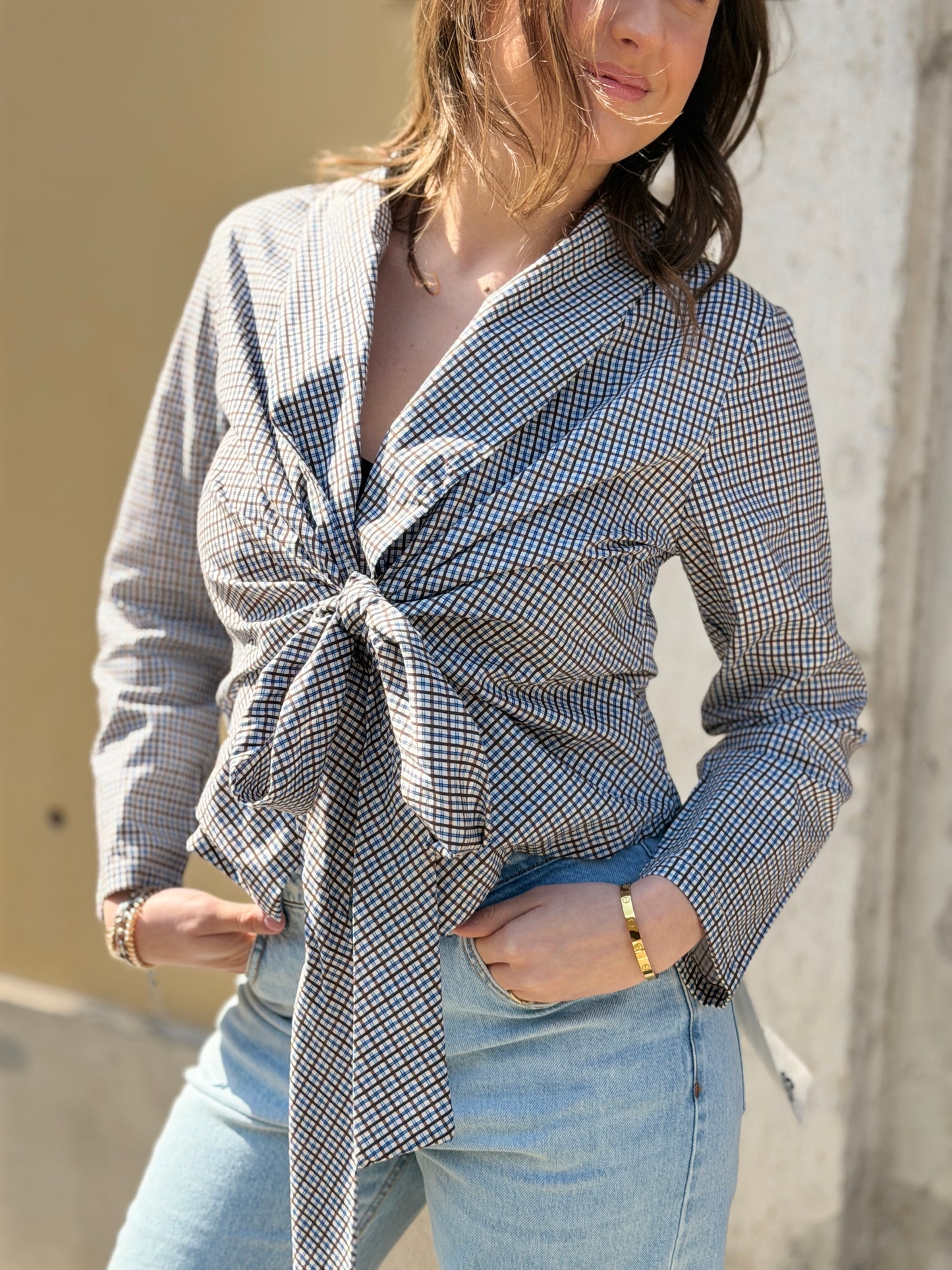 Camicia a quadretti con fiocco