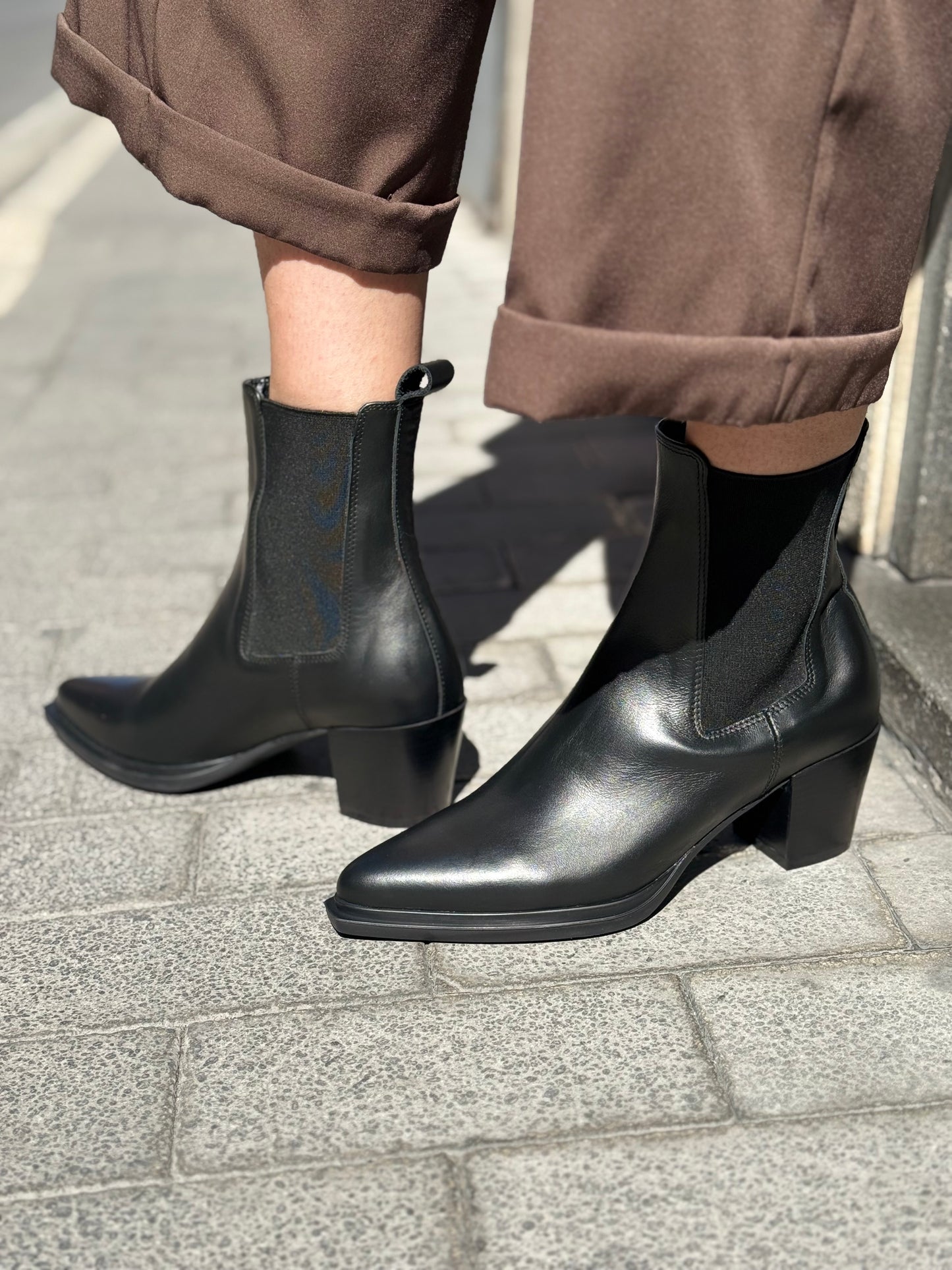 Bianca Dì tronchetto texano NERO